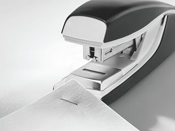 Including Leitz flat-stapler, 30 sheets, metal frame, plastic element, punch wire, Nexxt