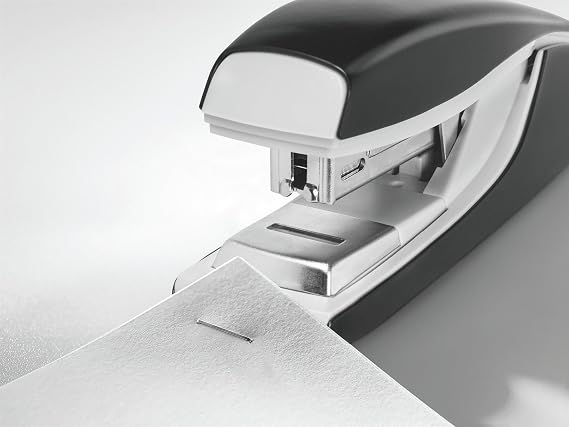 Including Leitz flat-stapler, 30 sheets, metal frame, plastic element, punch wire, Nexxt