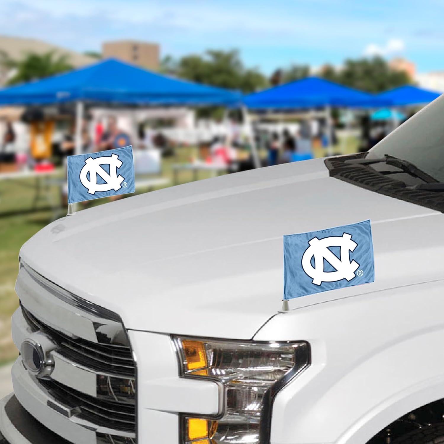 FANMATS 61920 North Carolina Tar Heels Ambassador Car Flags - 2 Pack Mini Auto Flags, 4in X 6in, Perfect for Hood or Trunk