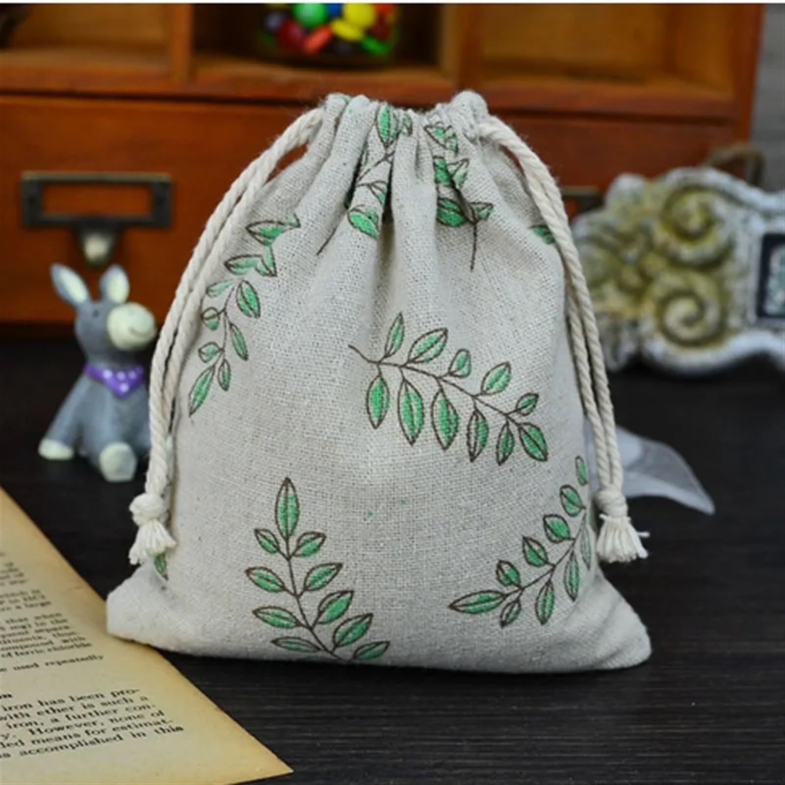 Sachet Toile de Jute Sac en Lin et Coton Olive, 9x12cm, 10x15cm, 13x17cm, Paquet de 50 Pochettes à Bijoux for fête d'anniversaire et Mariage(10x15cm)