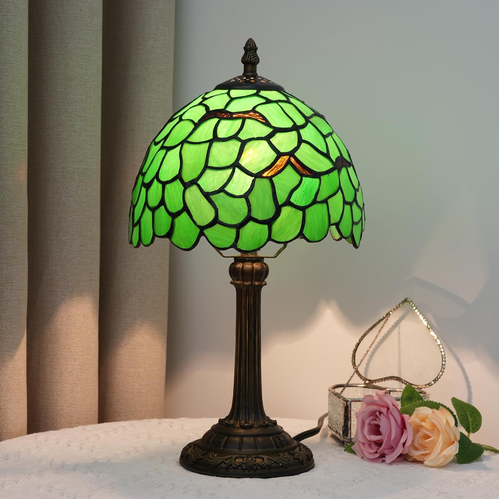 Tiffany Lampe, Nachttischlampe, Buntglaslampe für Schlafzimmer, Wohnheim, Küche, ästhetisches, süßes Wohndekor-Geschenk (Grünes Blatt)