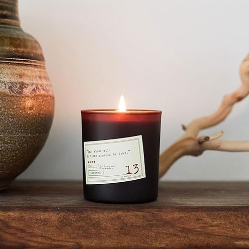 Miniatura 2 de Paddywax Library Collection William Shakespeare Vela perfumada de cera de soja, 6.5 onzas, Papyrus, Palma y Eucalipto