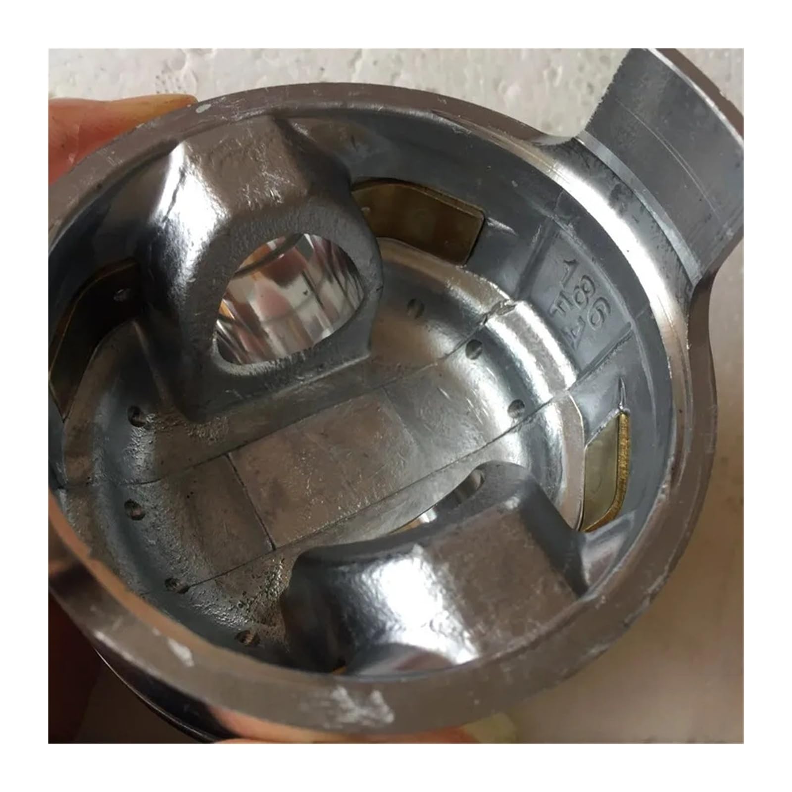 Kit pistone e fasce elastiche (incl. pistone, fascia elastica, spinotto, anello elastico) for motore diesel raffreddato ad aria 186FA 186 186F L100 9HP, generatore 5~5KW