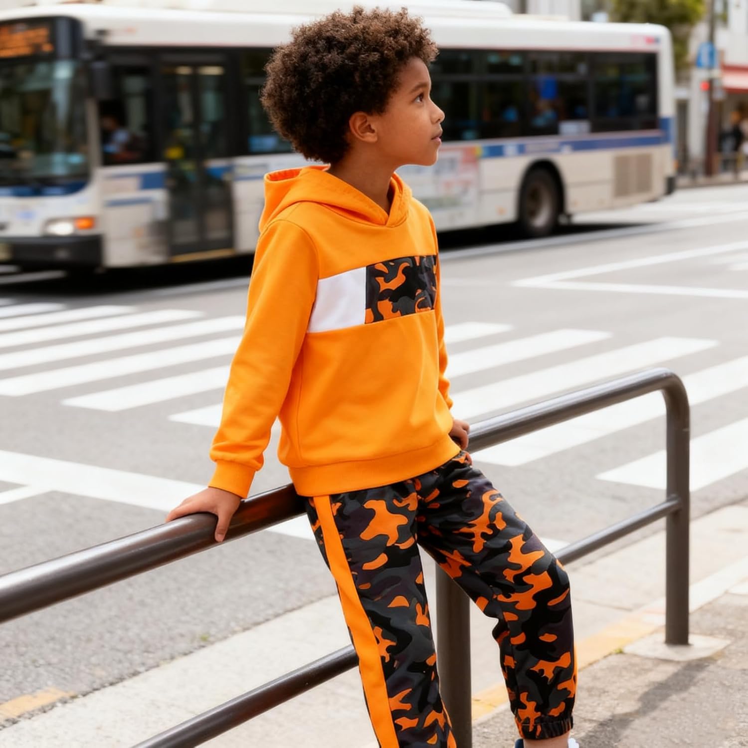 Boys 2 Piece Outfits Long Sleeve Hooded Sweatshirt Top Camouflage Sweatpants Fall Winter Clothing Set 5-10T - Image 3