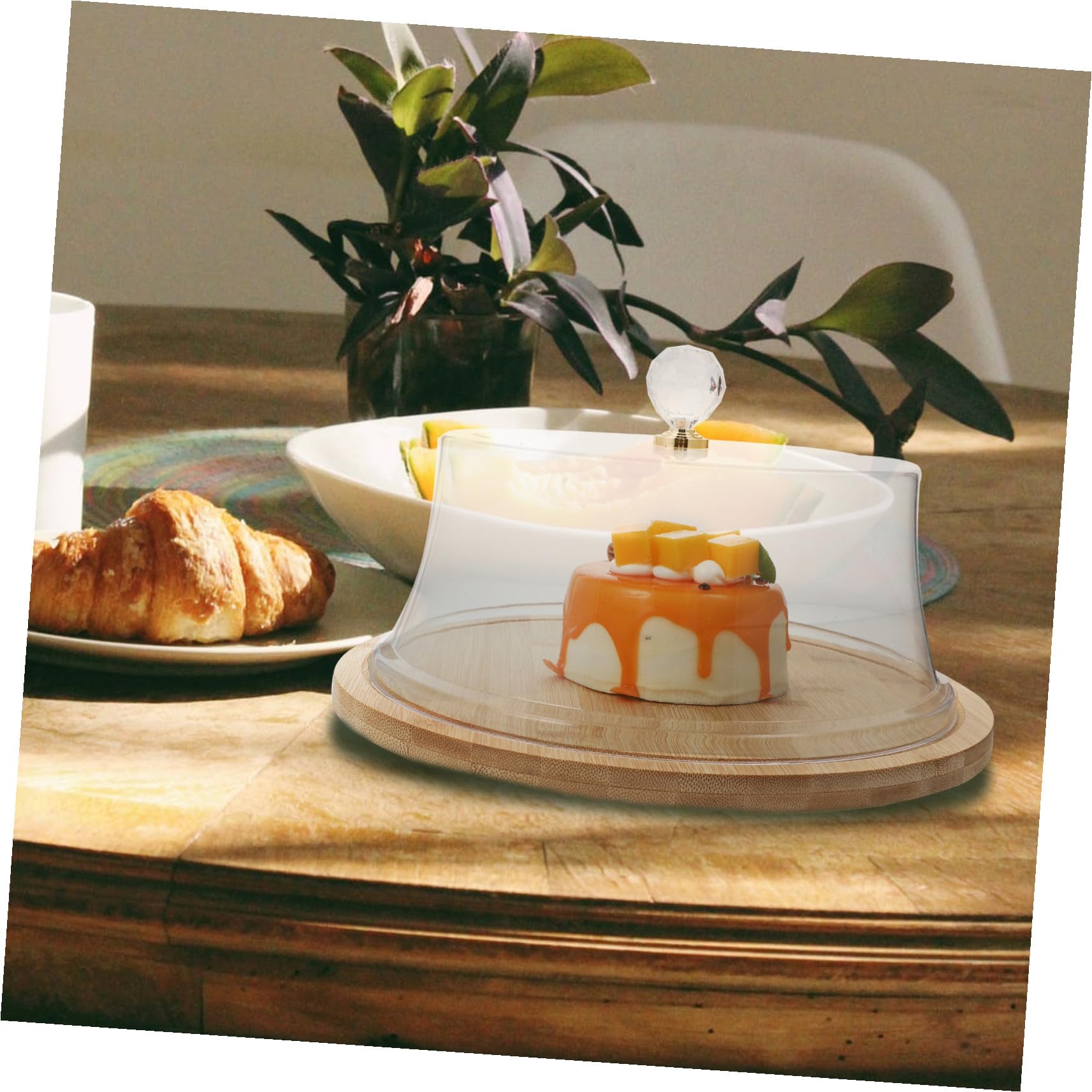 Cubierta de Acrílico para Cubrir y Exhibir Postres para Pastel Base de Bambú y Tapa en Forma de Cúpula en Bandeja de Té