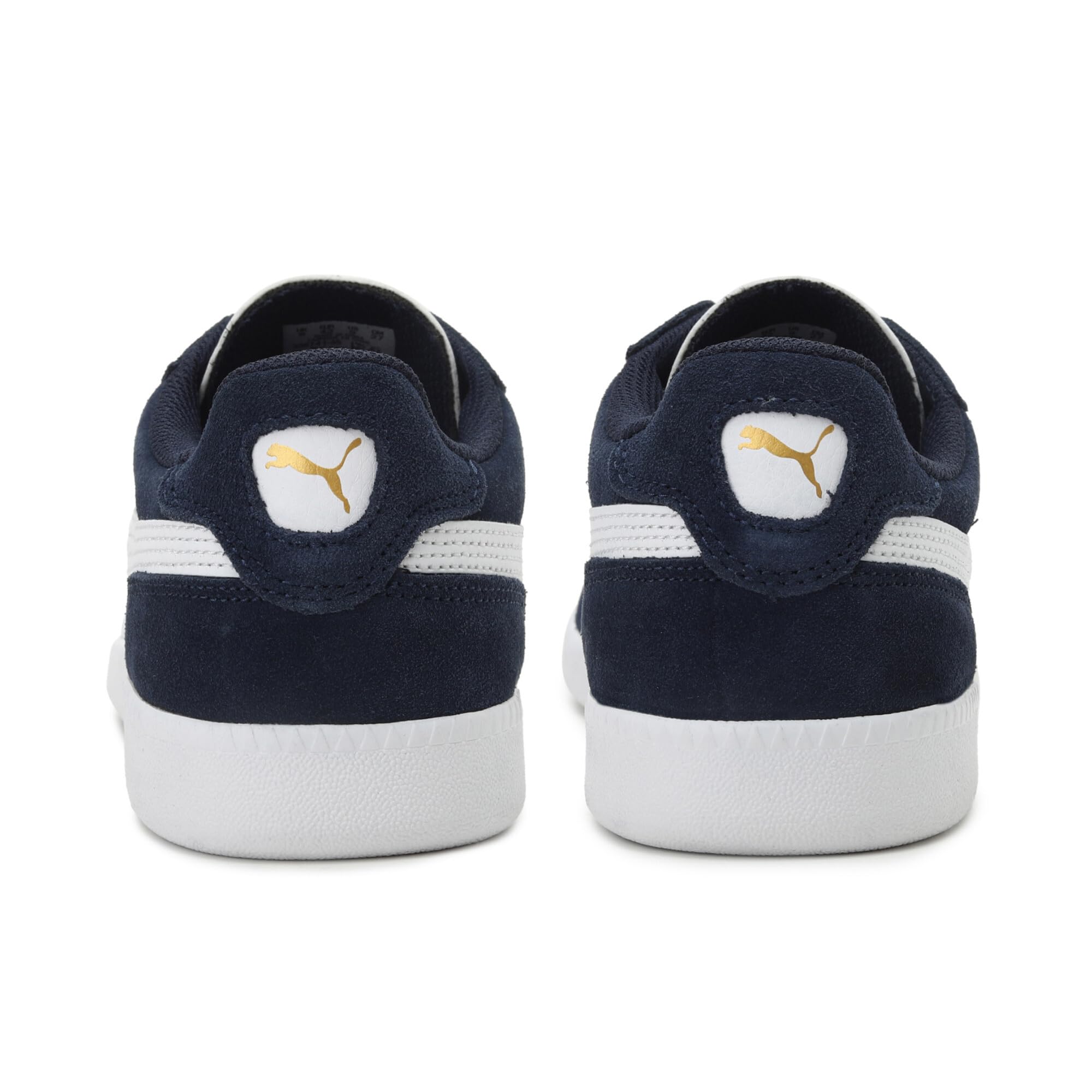 Gros plan sur la semelle extérieure des PUMA Icra Trainer SD, révélant son motif de traction optimisé pour l'adhérence.