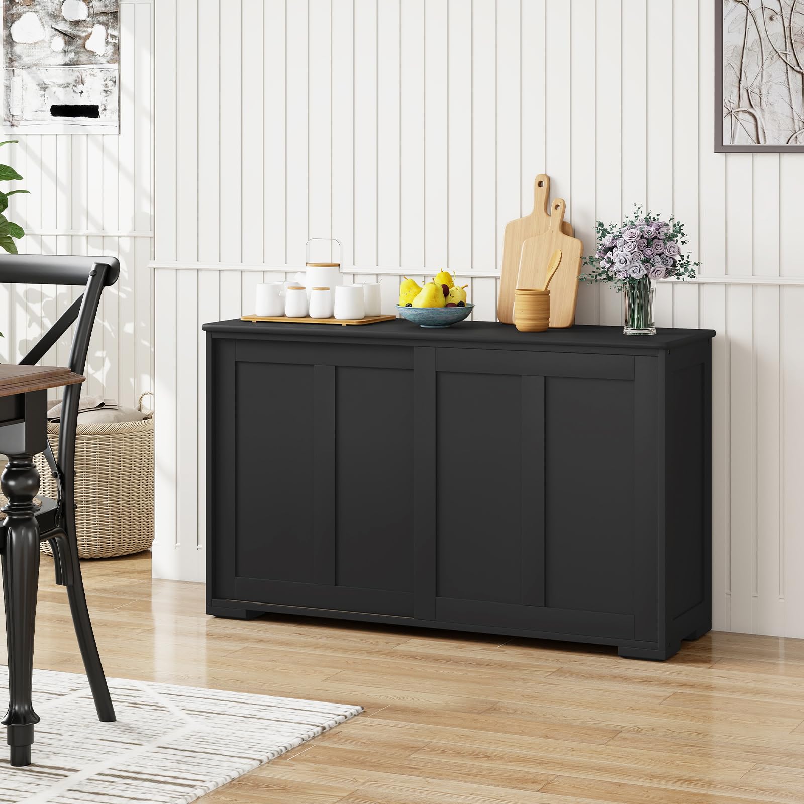Giantex Kredens kuchenny, 2 drzwi przesuwne, regulowana półka, szafka kuchenna z 2 przegródkami, niska ławka do siedzenia, do jadalni, kuchni, salonu, 106,5 x 33 x 60 cm (czarna)