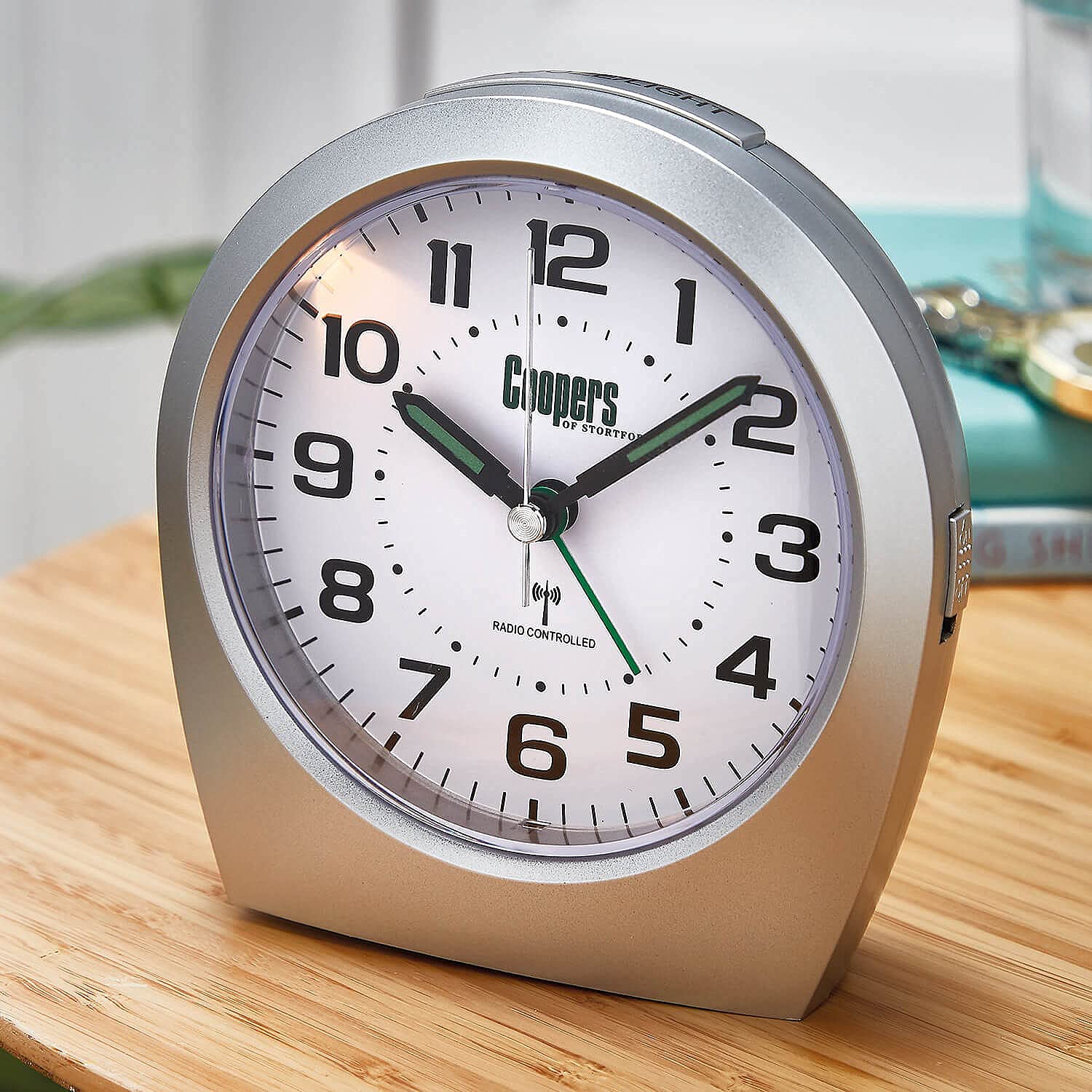 Coopers Of Stortford Silver Big Digit Radio Controlled Analogue Alarm Clock Self Adjusts, Large Clear Numbers H11cm