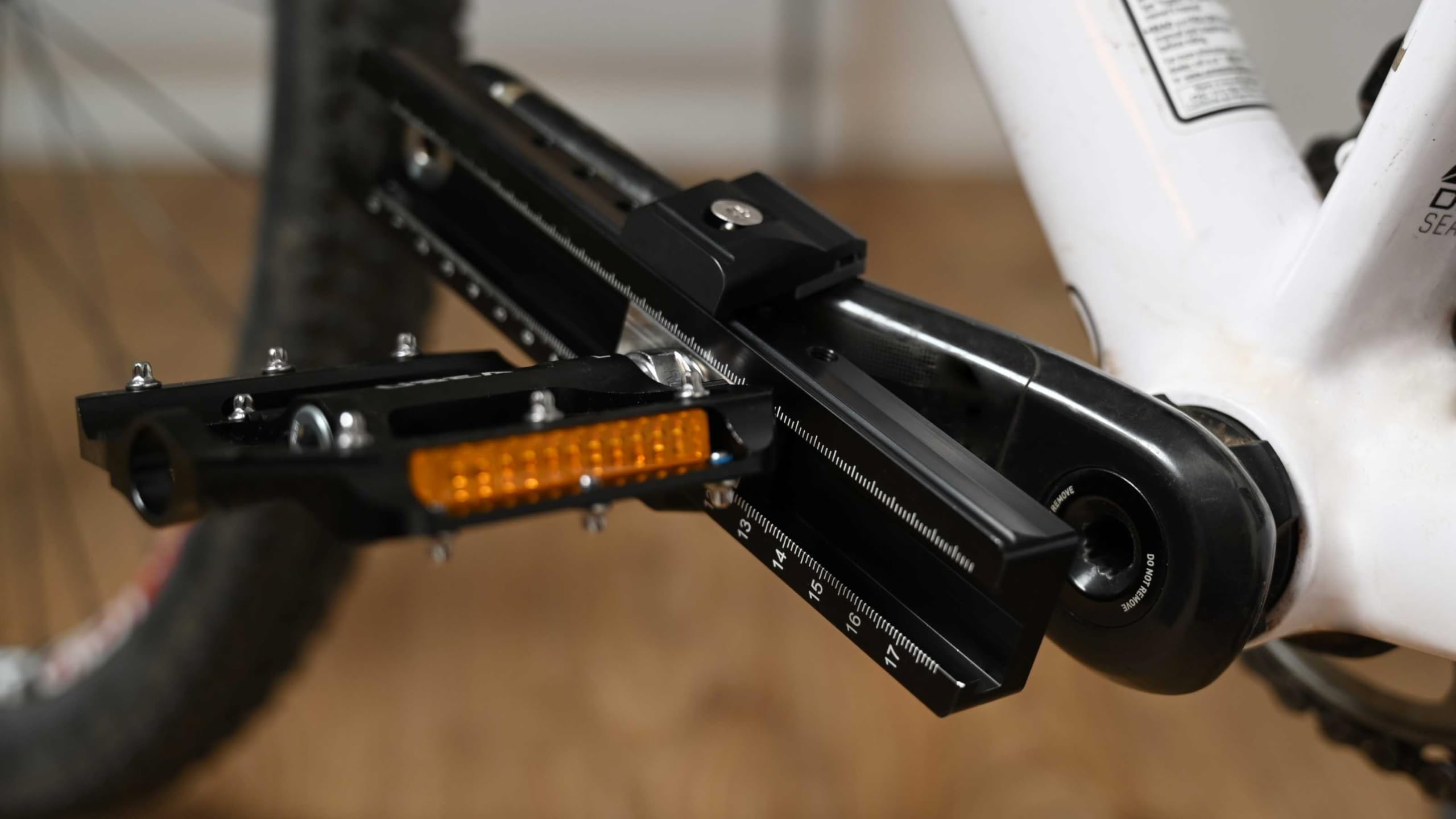 Fahrrad Kurbelverkürzer Set für Pedal rechts, bei Knie- und Hüftschmerzen, für Reha & Ergometer - gelenkschonender Fahrradkurbeladapter - stufenlos verstellbar - WX Vario