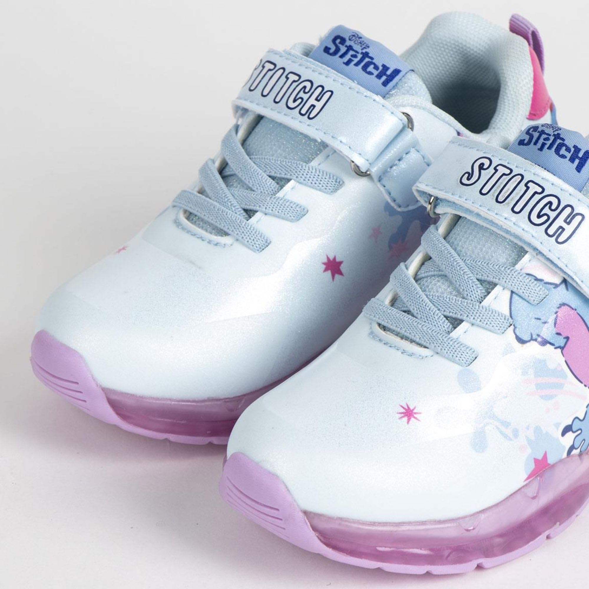 CERDÁ Life's Little Moments Deportiva Suela TPR Luces Stitch para Niños Y Niñas Calzado Infantil Oficial, Cómodo, Resistente Scarpe da ginnasticaUnisex - Bambini e Ragazzi