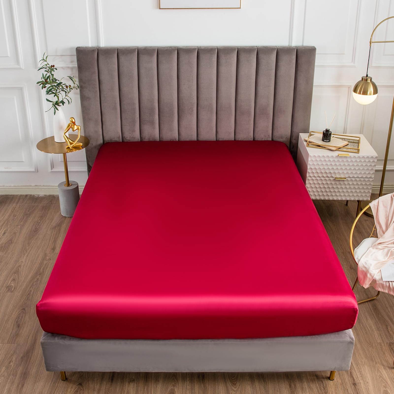 Morbuy Small Double Fitted Sheet Satin Silk Bed Sheets, Red Fitted Sheets Deep Pocket 30 cm, Easy Care Ultra Soft Silky Fitted Bedsheets Good for Skin & Hair — image 1