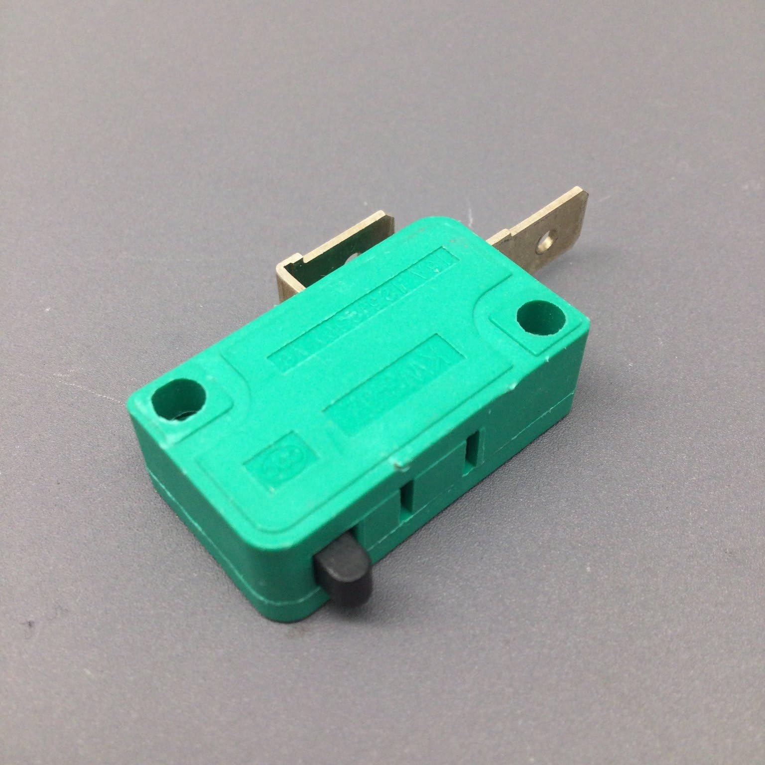 Dong HAI KW3-0Z Micro Switch with Silver Contacts, 2-Pin 16A 250V
