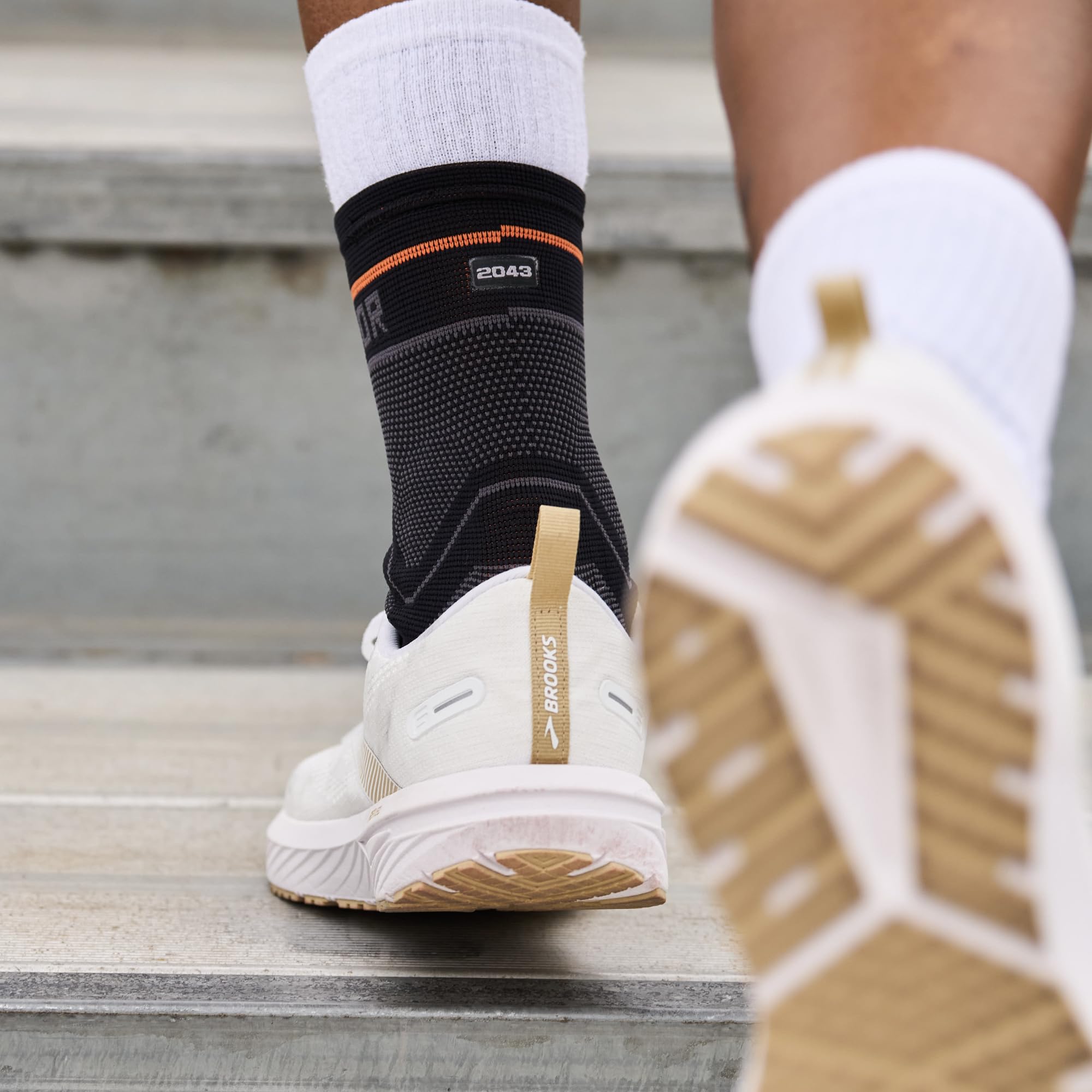Shock Doctor Compression Knit Ankle Sleeve with Gel Support