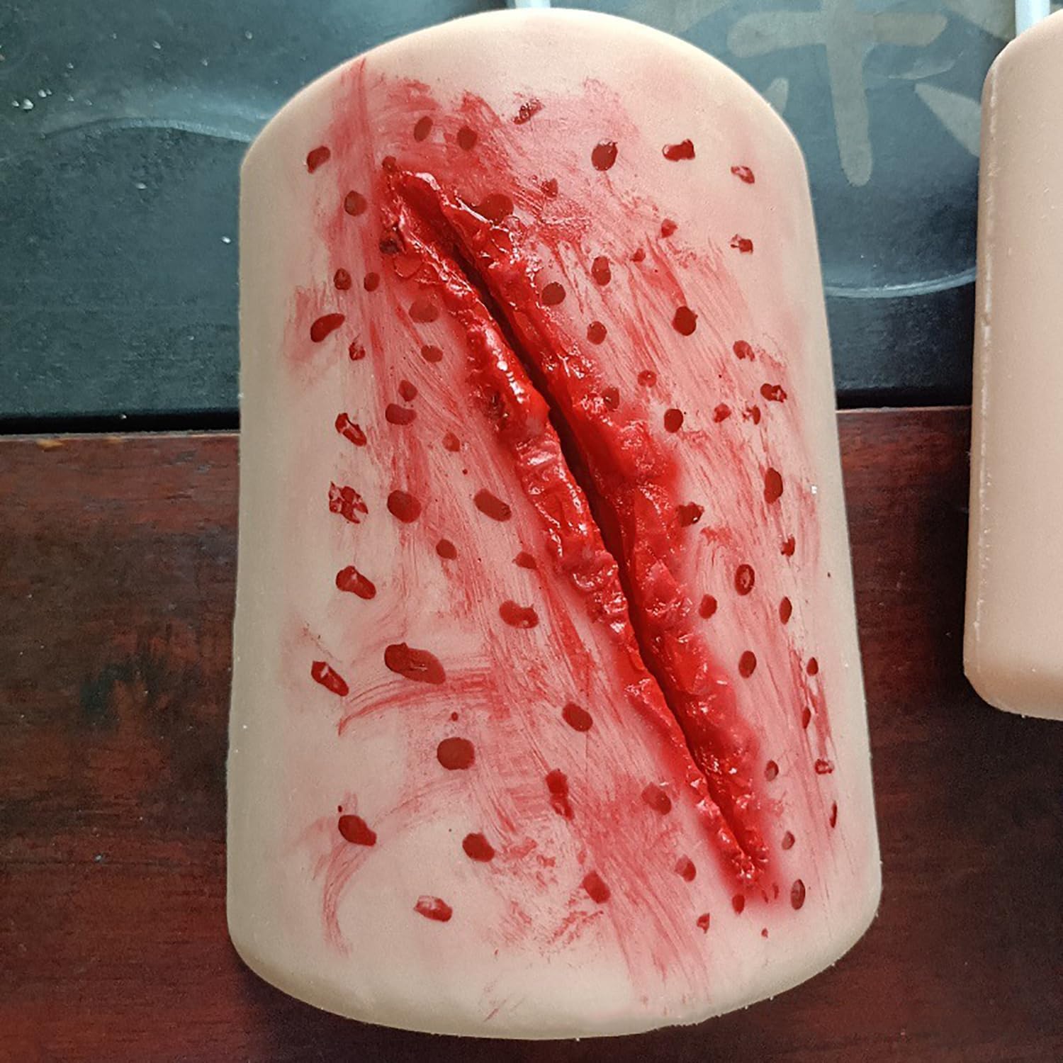 Kit Di Addestramento Per Il Controllo Dellemorragia, Simulatore Di Medicazione Delle Ferite, Simula In Modo Accurato La Ferita Sulla Coscia E La Scena Di Sanguinamento, Per Esercitazioni Di