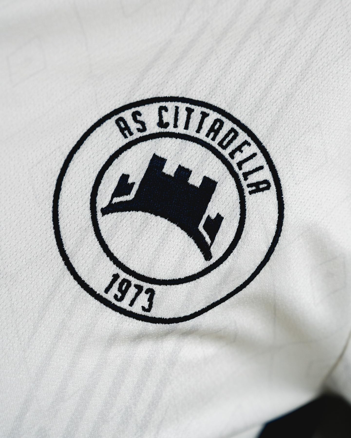 Nuova Maglia Calcio Uomo Away 2025/26, Seconda Maglia Calcio Personalizzabile, Ufficiale Errea Uomo per Cittadella Calcio, Color Avorio, per Allenamento Calcio, t-Shirt Uomo
