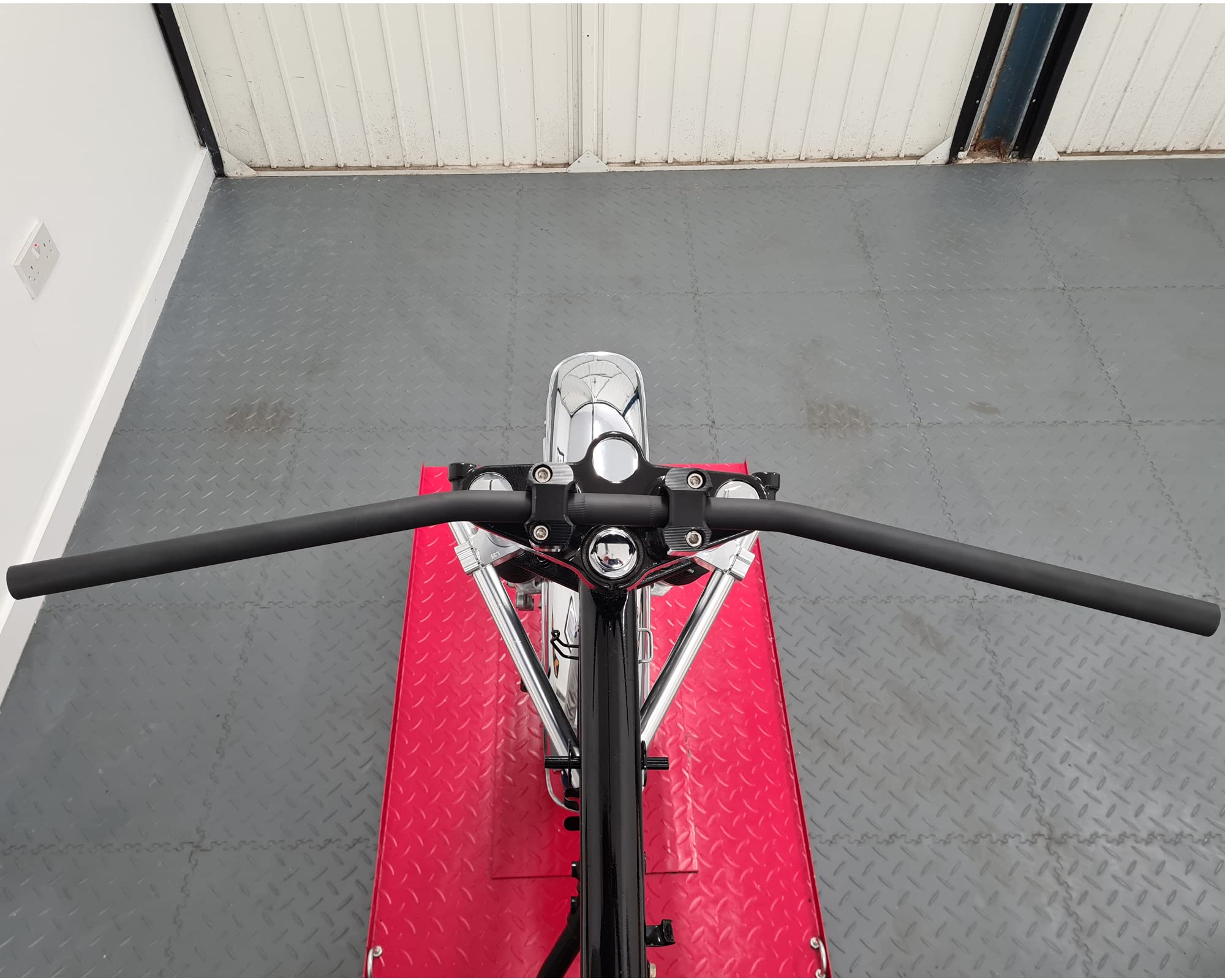 Manubrio Moto Acciaio 22mm Nera Barra Di Trazione