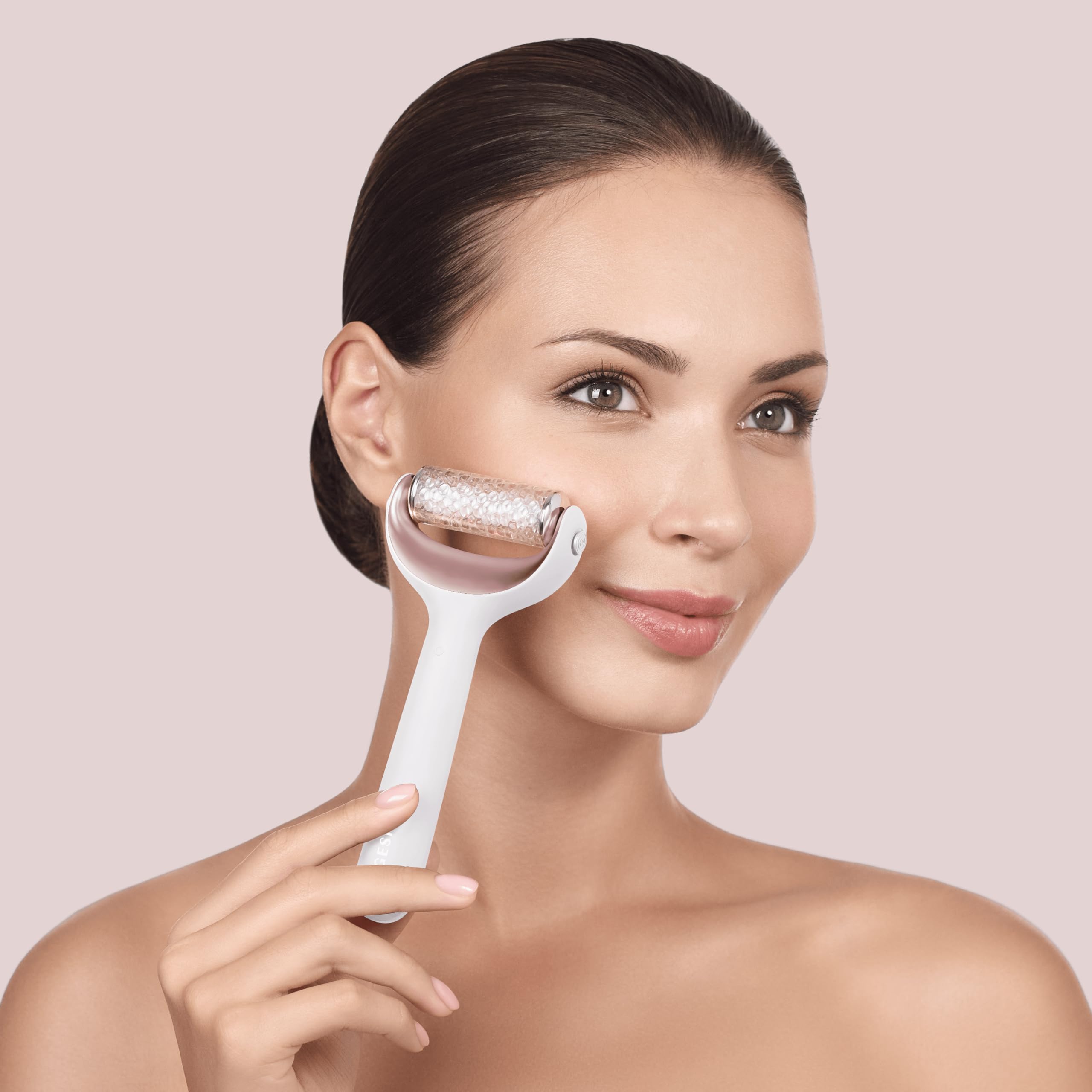 GESKE SmartAppGuided MicroNeedle Face & Body Roller | 8 in 1 | Derma Roller | Electric roller | Microneedling device | Needle roller | Beauty roller for face and body - Image 3