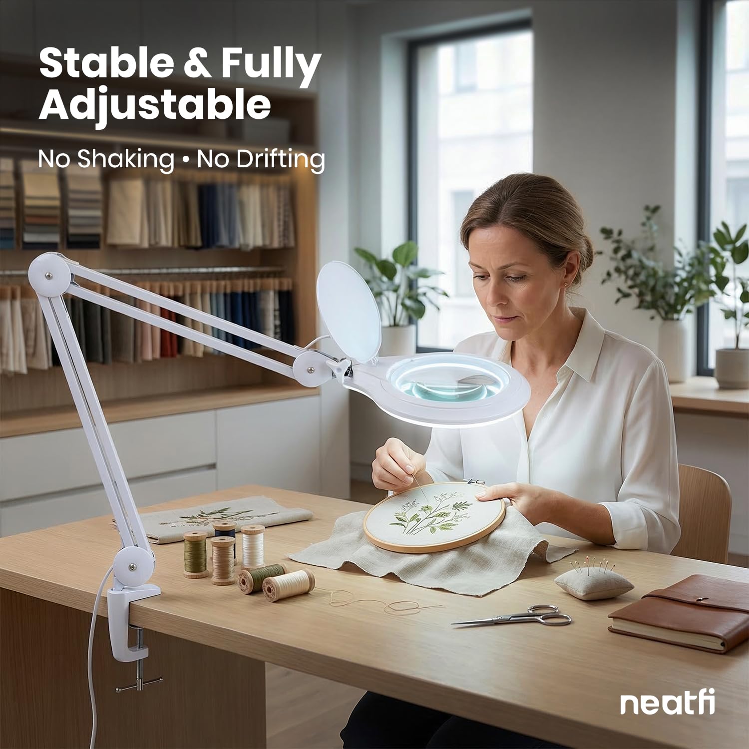 Neatfi Lámpara Lupa LED Bifocal con abrazadera – 1.200 lúmenes, lente de 13 cm, regulable braz, 60 LED SMD, perfecta para manualidades, lectura, joyería y bordado (8 Dioptrías + 20 Dioptrías, Blanco)