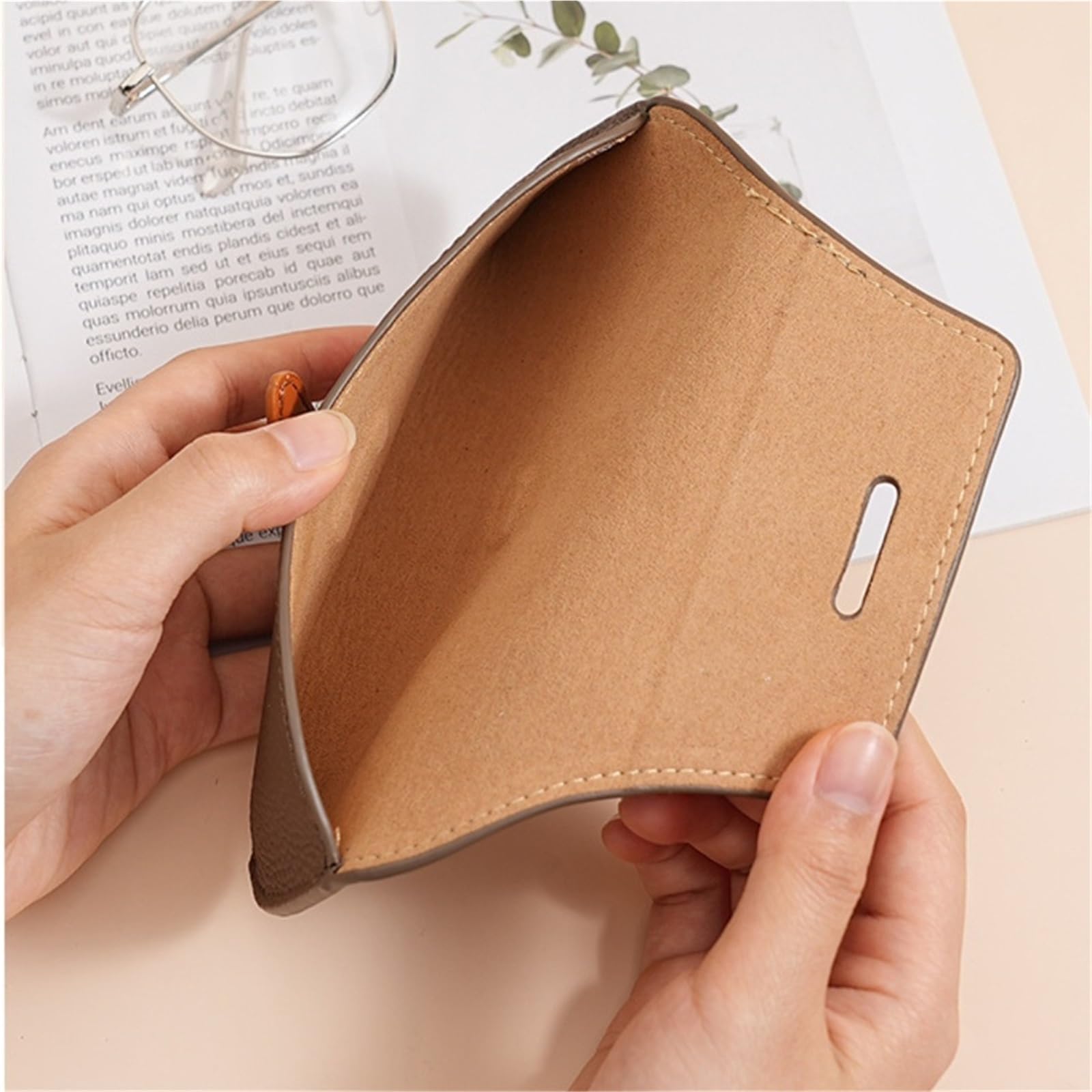 10 pezzi Borse for occhiali da donna Uomo Custodia protettiva portatile viaggio for sole Protezione for alla moda per Occhiali da Sole