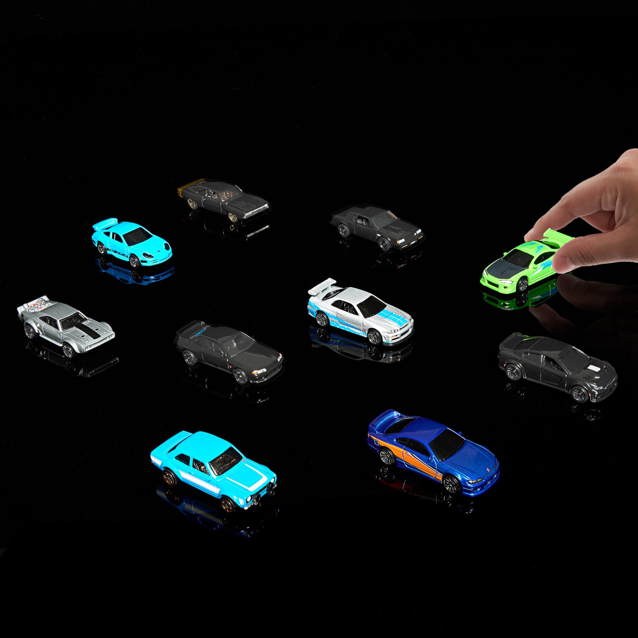 Hot Wheels Szybcy i Wściekli Samochodziki 10-pak HNT21 : Amazon.co