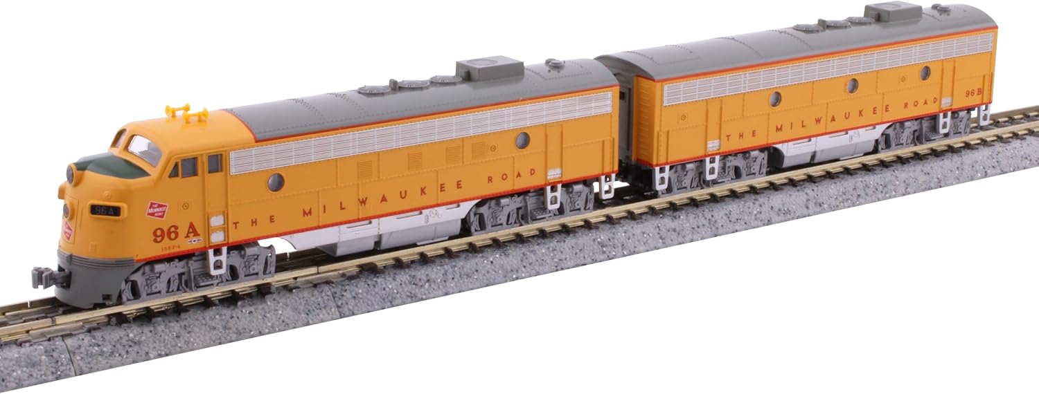 Kato USA, Inc. 106-0432 FP7A+F7B Milwaukee Road Post 1955 Scheme 2-Car Set