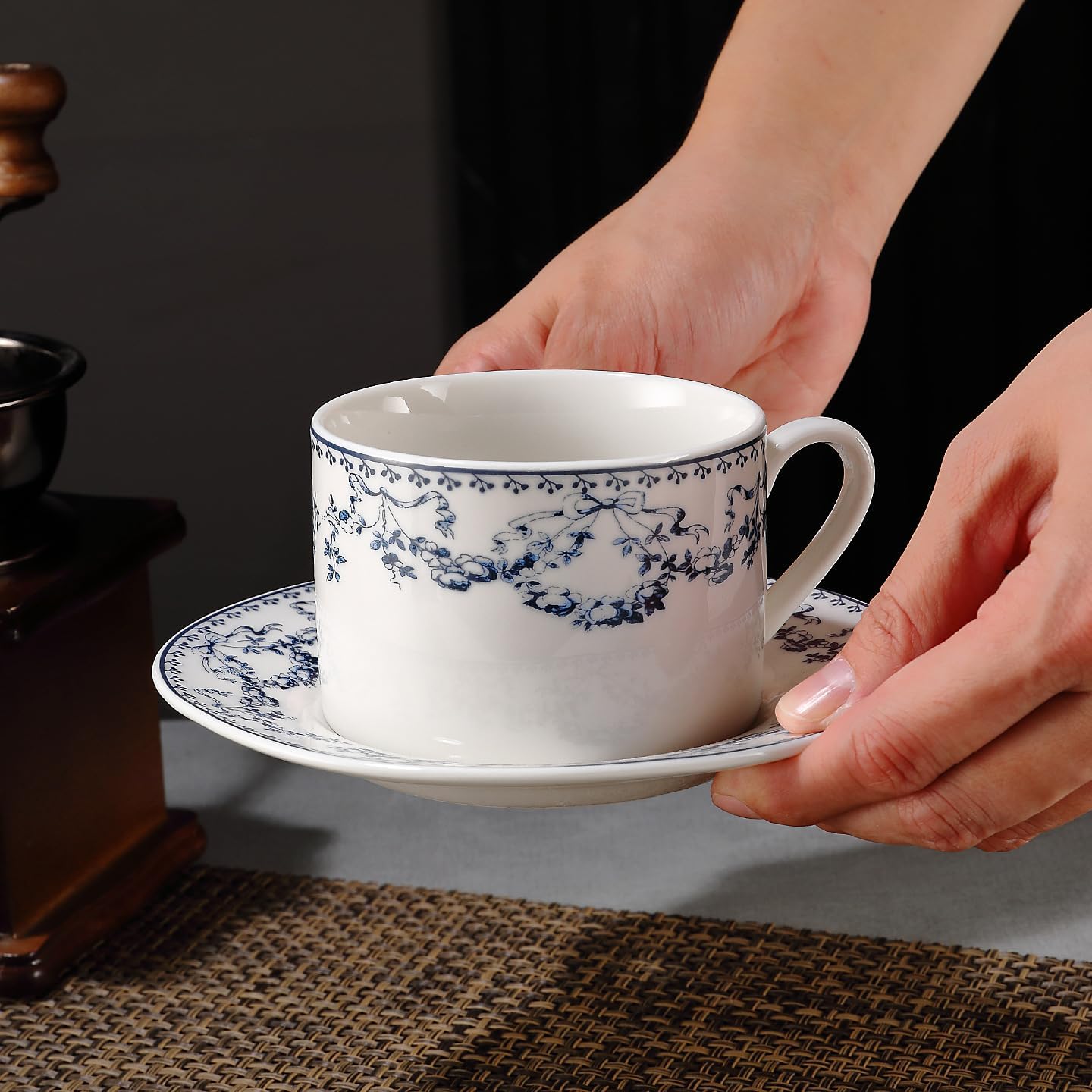 fanquare 8 oz Blue Floral Coffee Cup and Saucer Set, Hand-Printed Bow Flower Procelain Tea Cups for Espresso Latte Cappuccino Home Tea Party Gifting