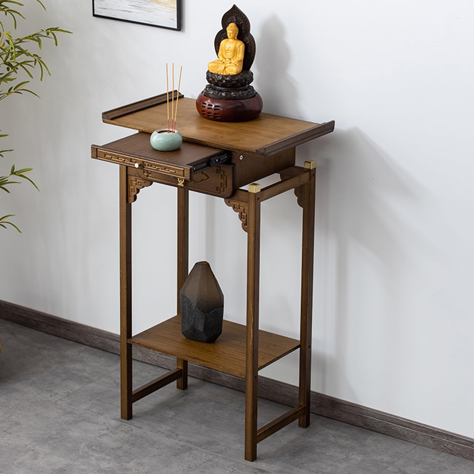 Table d'autel bouddhiste pour organiser son espace de méditation