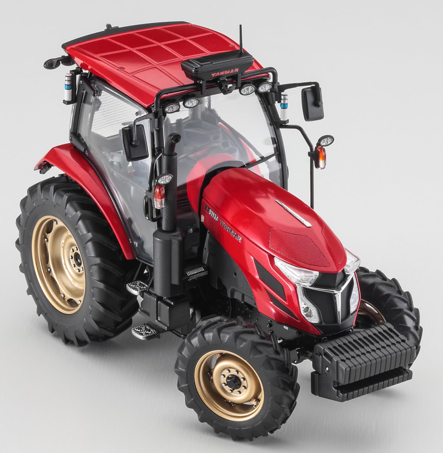Hasegawa 666108-1/35 Yanmar Traktor YT5113A, Robot Tractor - Maßstab 1:35
