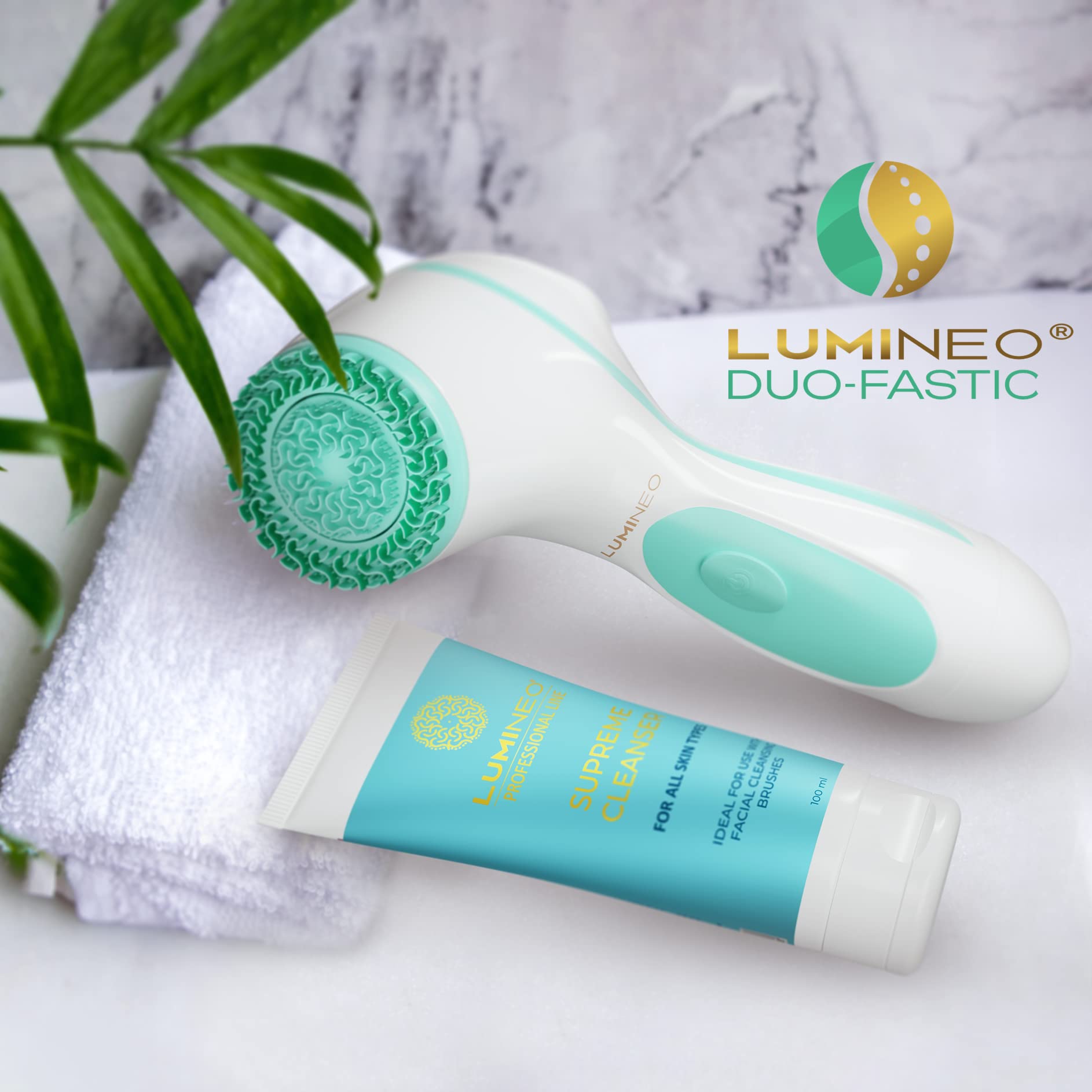Lumineo Gel nettoyant pour le visage, particulièrement onctueux, adapté aux brosses électriques pour le visage, pour tous les types de peaux principaux, démaquillant (Peau normale)