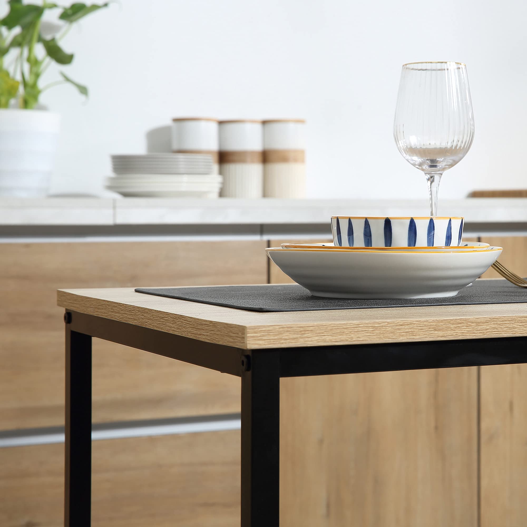 HOMCOM Ensemble Table et chaises de Salle à Manger Set de 1 Table + 2 chaises encastrables pour Cuisine - métal Noir Aspect chêne Clair