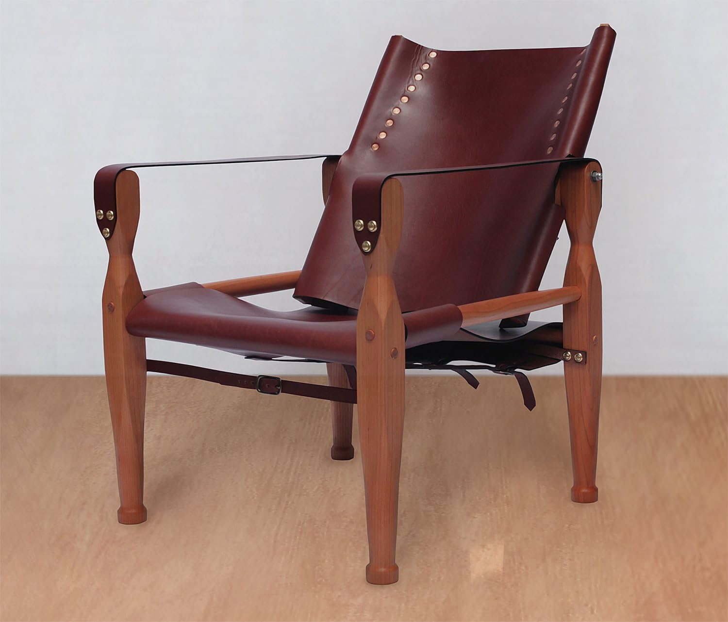 Brown Safari Roorkhee Campaign Camp Leather Wood Lounge Sling Chair Custom Bespoke Outdoor Drinking Relaxing Furniture