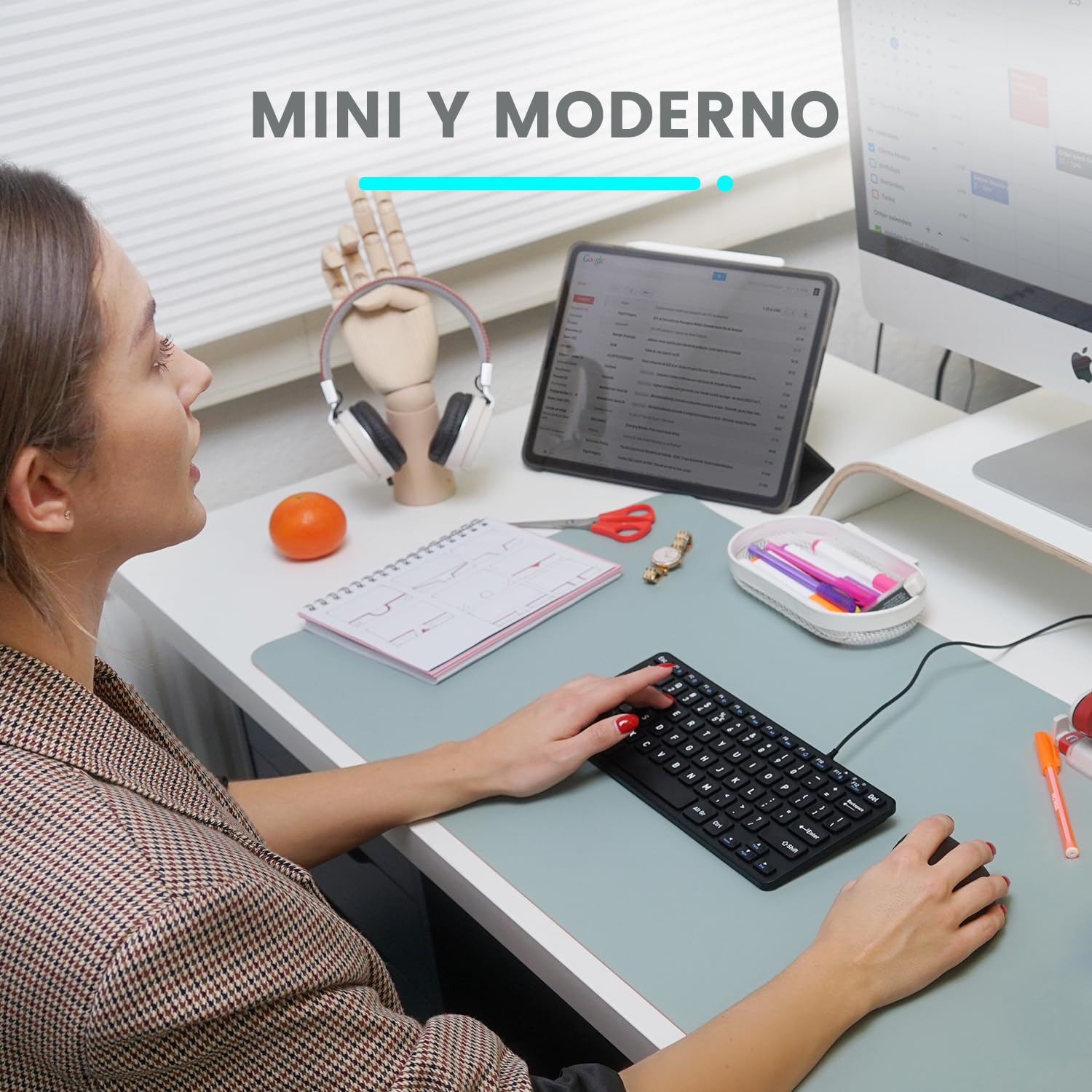 Tastiera Mini Perixx PERIBOARD-526 IT – Cablata Con Trackball, Tasti A Forbice, 2 Hub USB E Layout Italiano