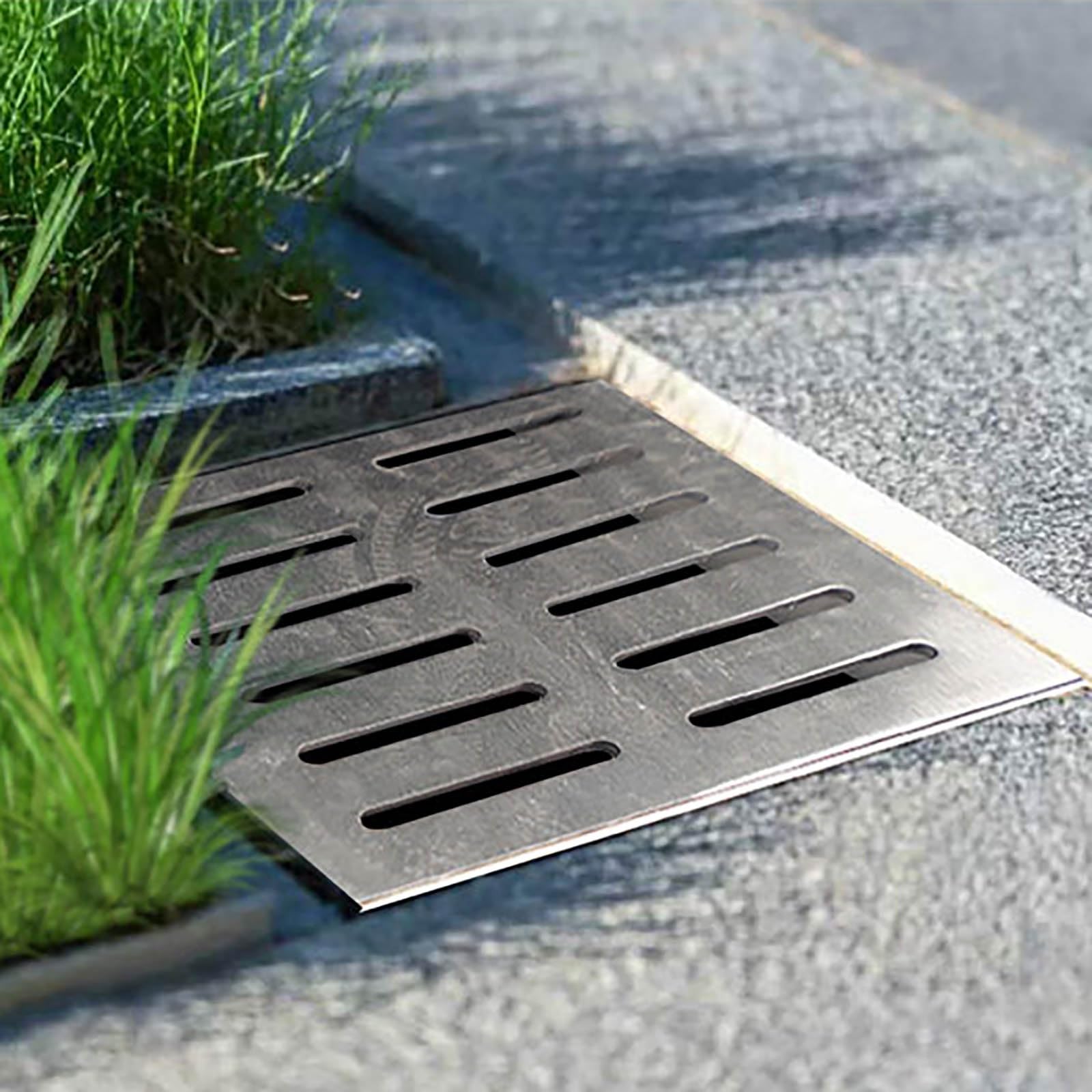 Tapa de Rejilla de desagüe Exterior Grande - Sistema de Drenaje de Zanja y sumideros de Acero Inoxidable, 20x20x3cm, Resistente, a Prueba de óxido, Ideal para el Drenaje de Jardines y Patios