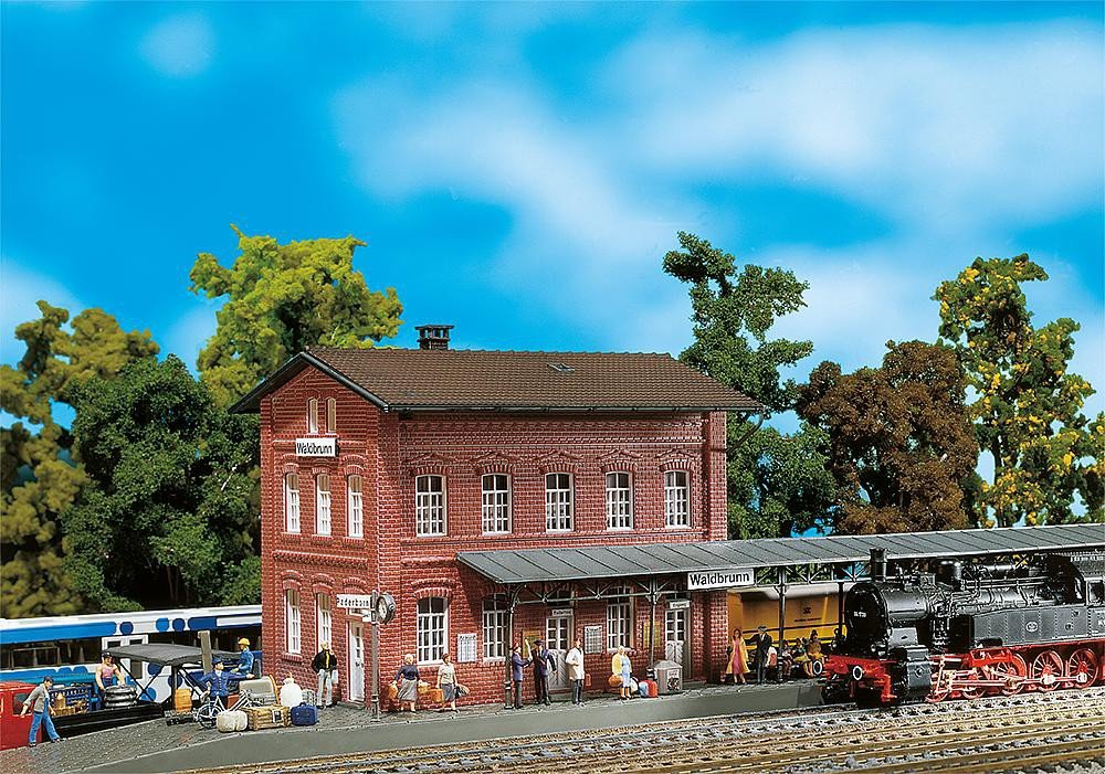 Faller - Estación ferroviaria para modelismo ferroviario (F110099)