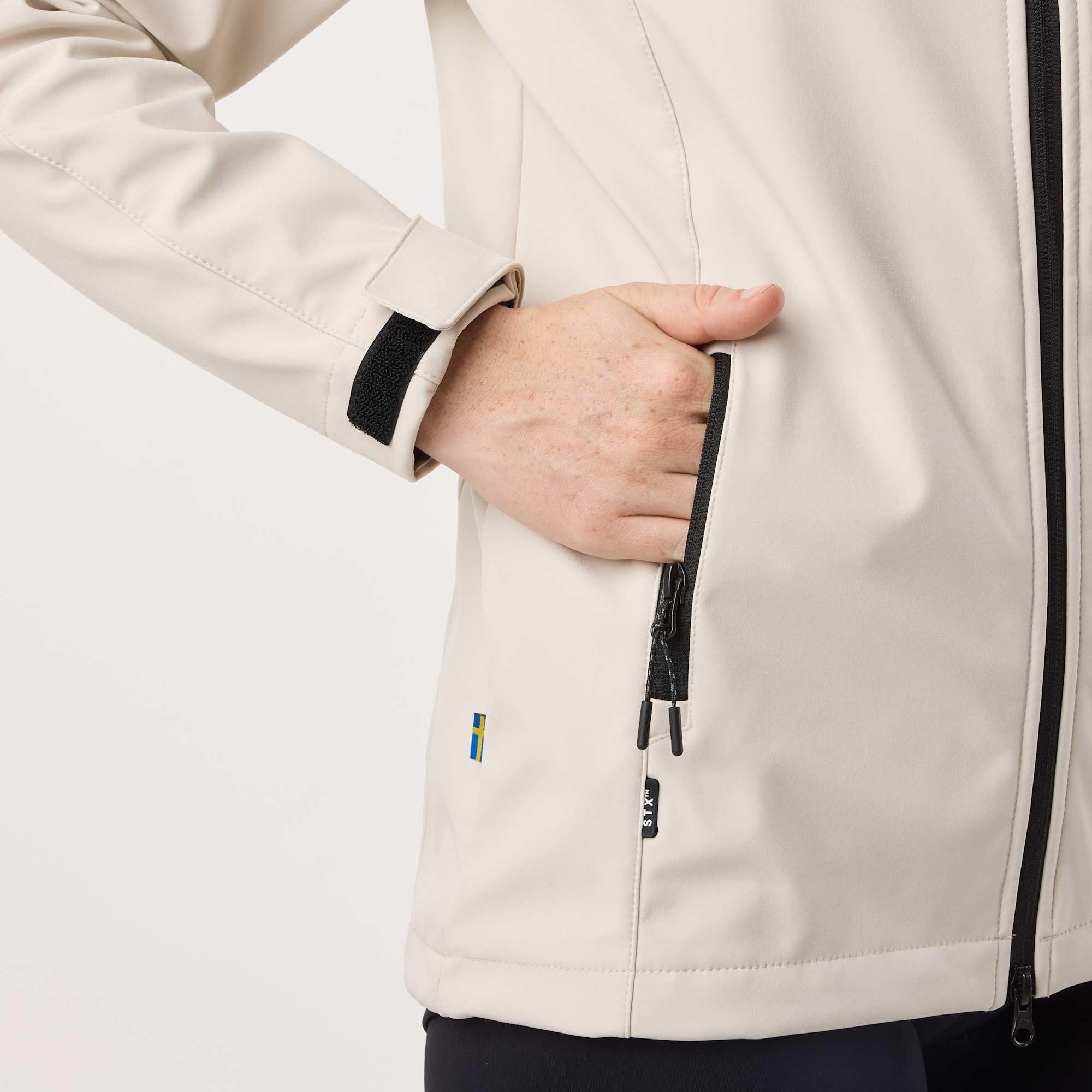 Swedemount Stryn Veste Softshell pour Femme Veste Respirante et Résistante à l'Eau