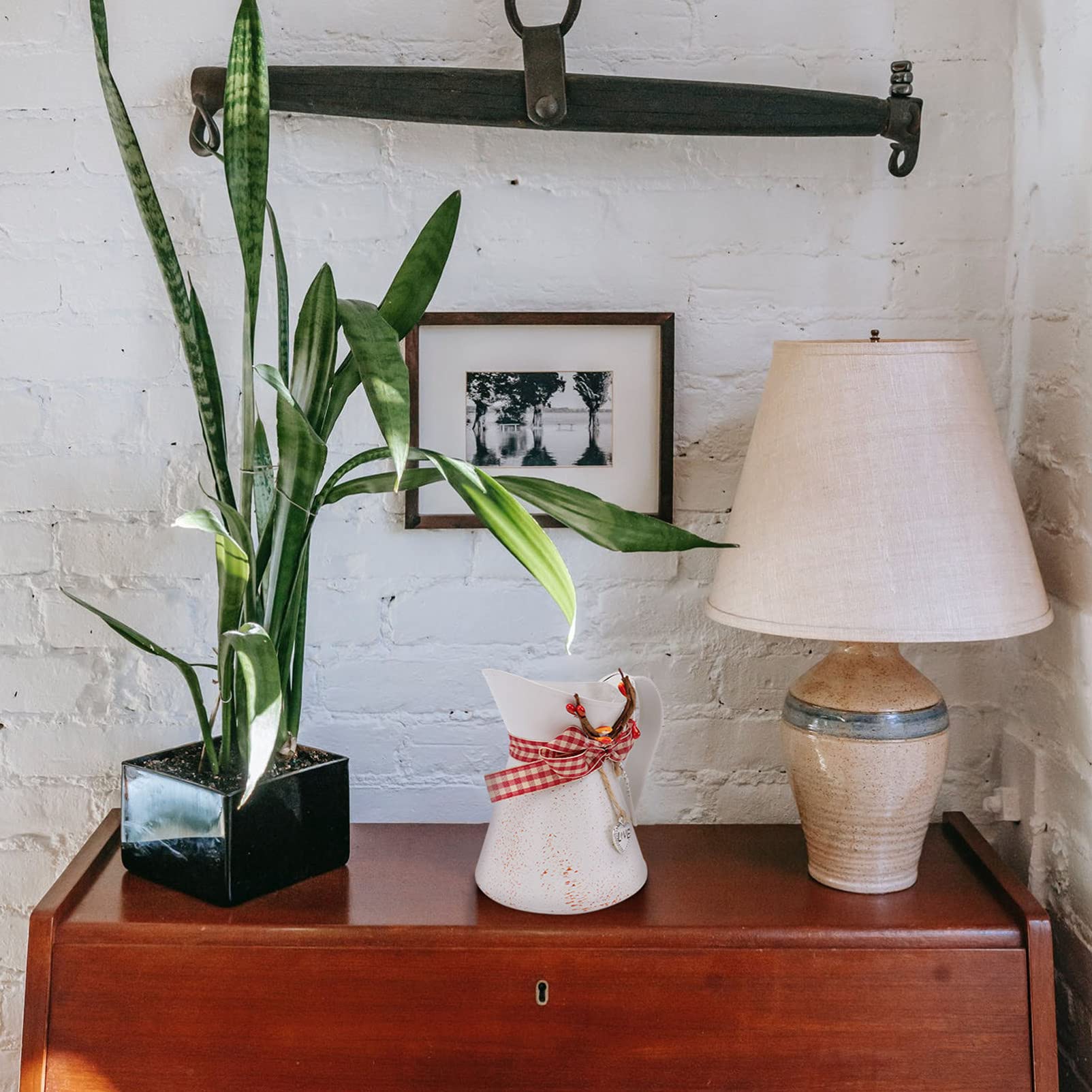Garneck Vaso per Fiori in Metallo Stile Vintage Contenitore per Composizioni Floreali Vaso per Conservare Fiori Freschi e Secchi Portafiori da Tavolo Base Stabile per Decorazioni Casa