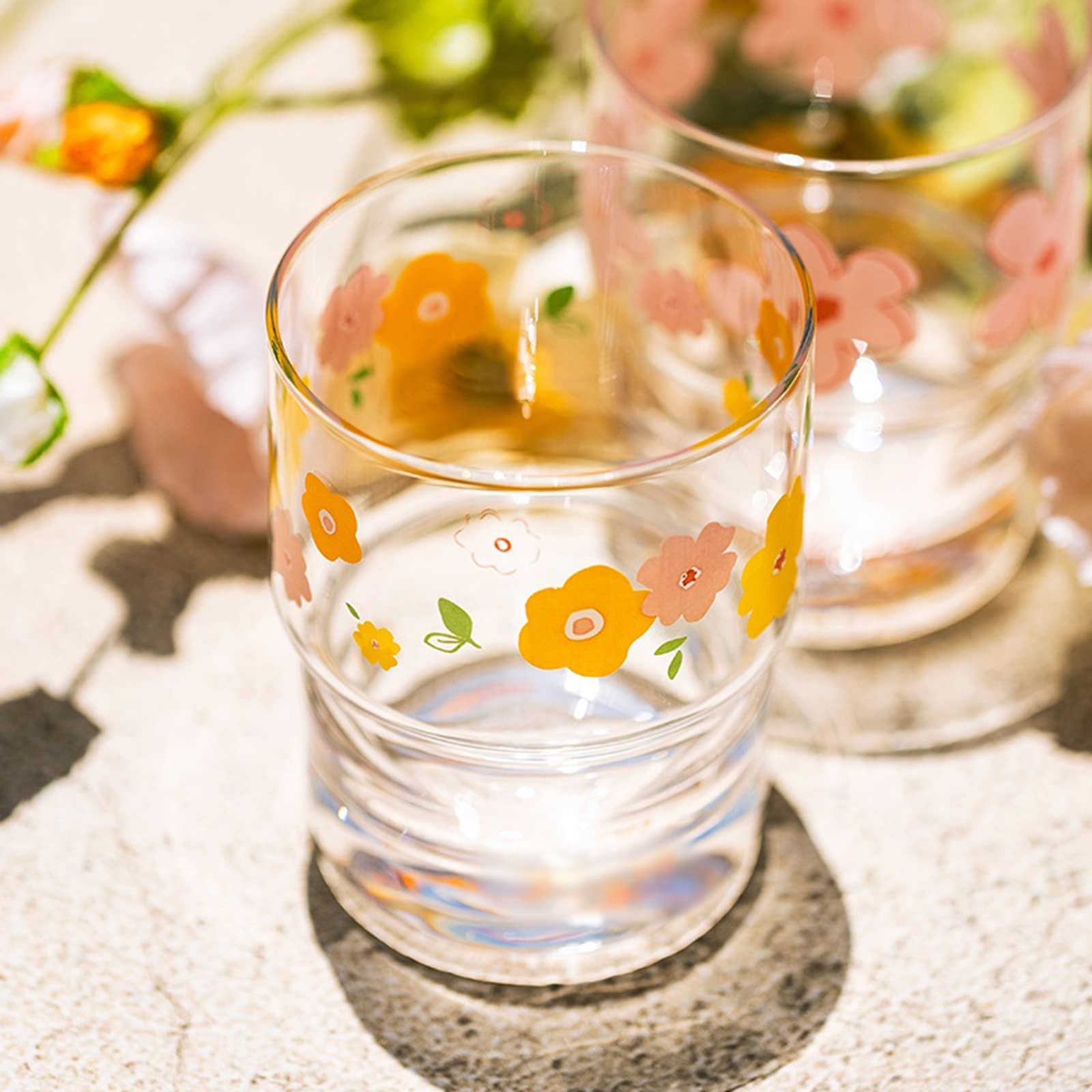 Szklanki do wody 300 ml Śliczne szklanki do picia Kwiatowy szklany kubek Kubki do picia soku Home Party Koktajl Kubek na wodę Kreatywne szklane kubki Szklane kubki (Kolor: D) (1)