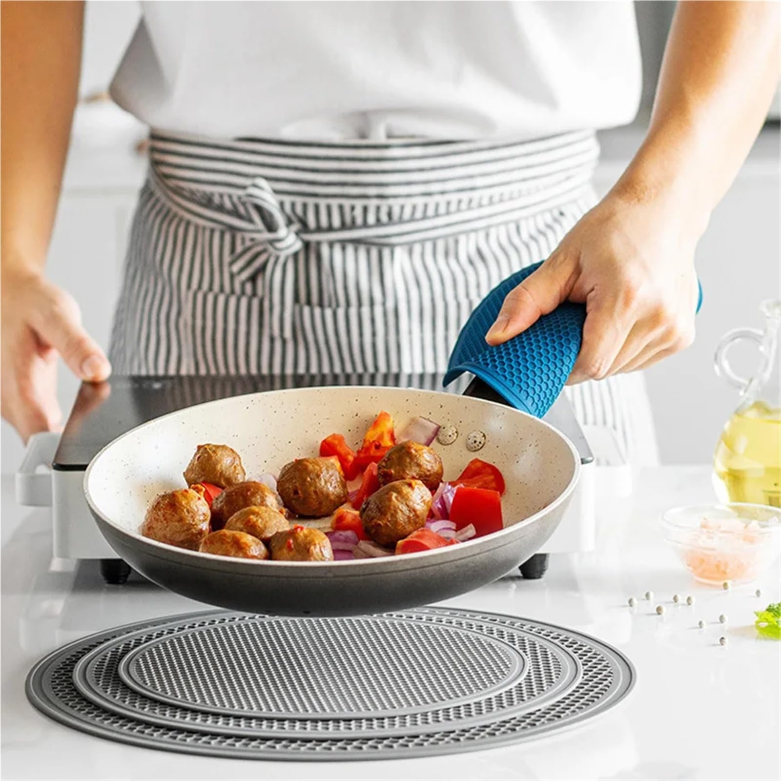 Silikon-Untersetzer, Tischunterlage, Silikon-hitzebeständige rutschfeste Topfuntersetzer, mehrfarbig, 3-teiliges Set(Black 3-piece Set)
