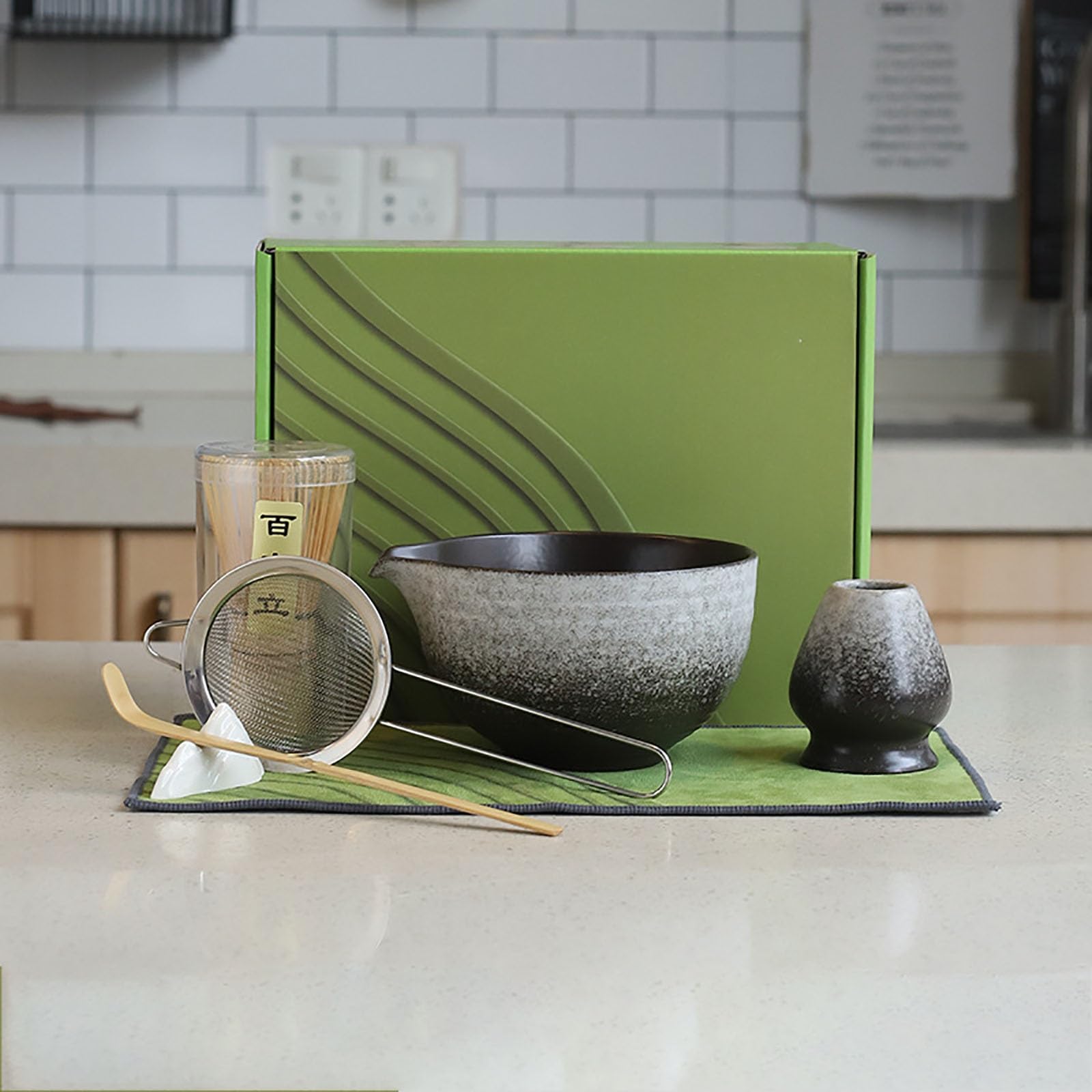 Juego de batidores de matcha de 7 piezas con soporte de cuenco de bambú y cuchara y tamiz. Kit completo para una auténtica experiencia de té matcha, perfecto para los amantes del té y entusiastas del
