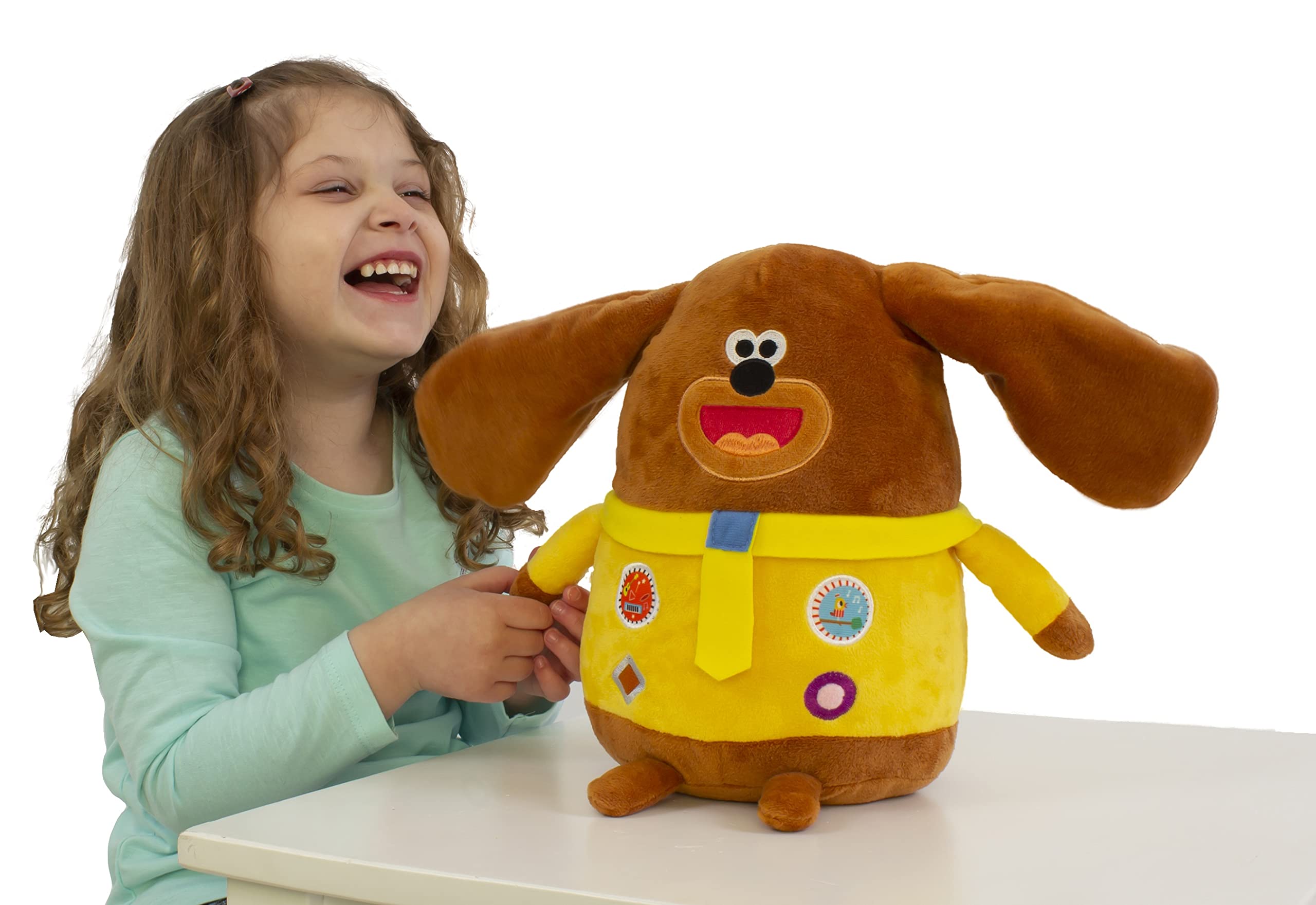 Bizak Hey Duggee Peluche da ballerino Duggee, giocattolo di peluche musicale che muove le orecchie con diversi suoni e canzoni, peluche da 25 cm