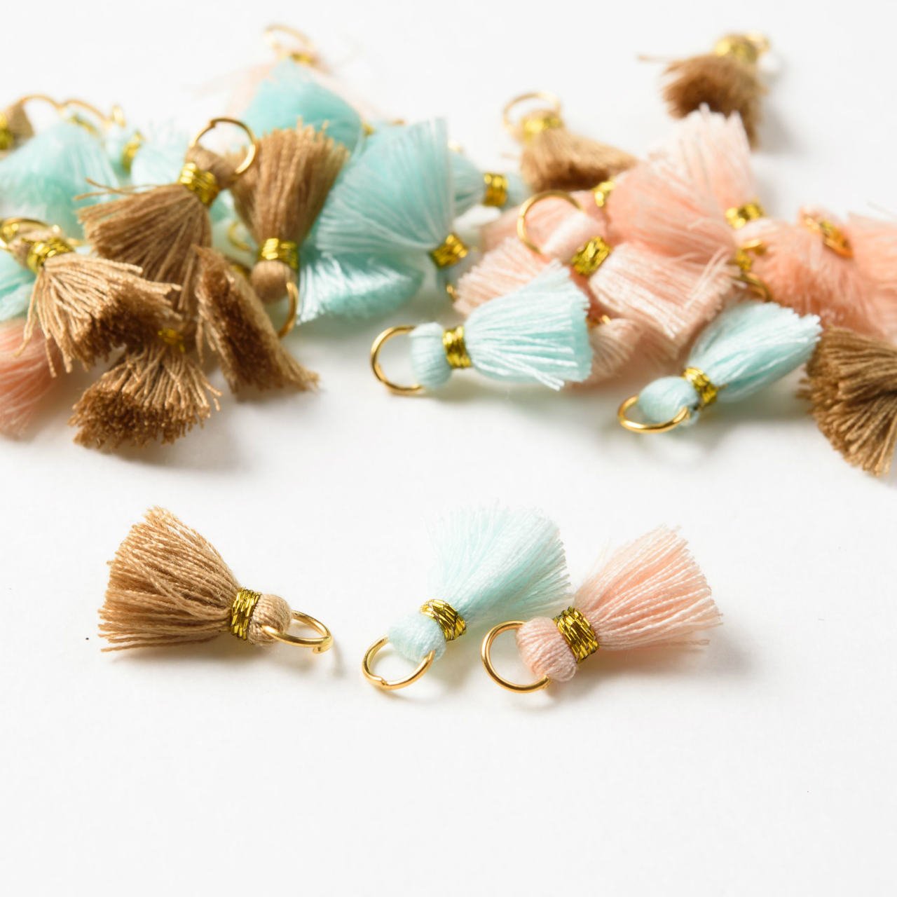 Amazon.co.jp: 紗や工房 アクセサリーパーツ ハンドメイド タッセル  