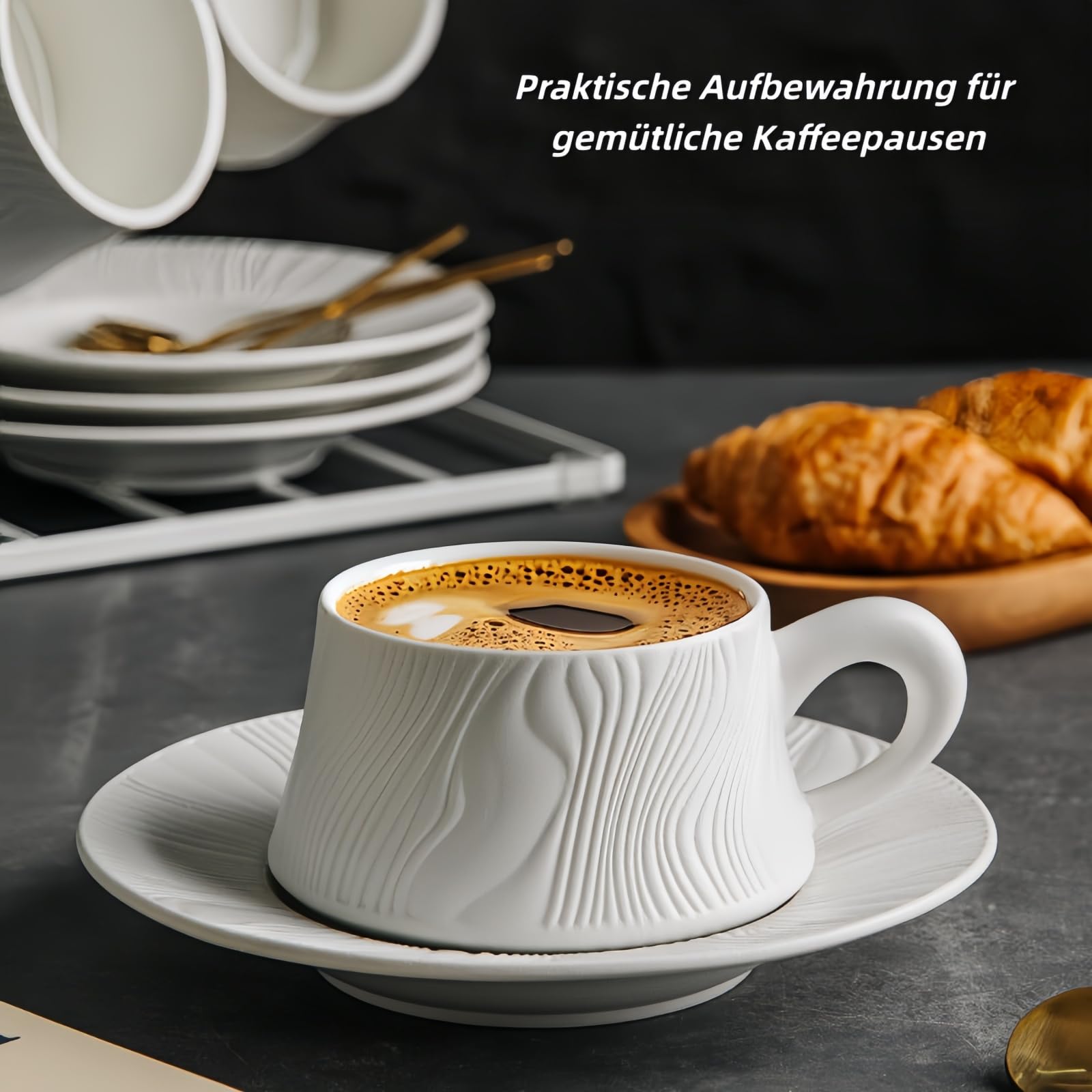 Edles Kaffeeset aus Keramik, matt mit Wasserwellen-Muster, inkl. goldfarbenem Löffel – 250ml Tasse mit Unterteller, für Kaffee & Tee, 2 Farben (Matt Schwarz - 4er Set)