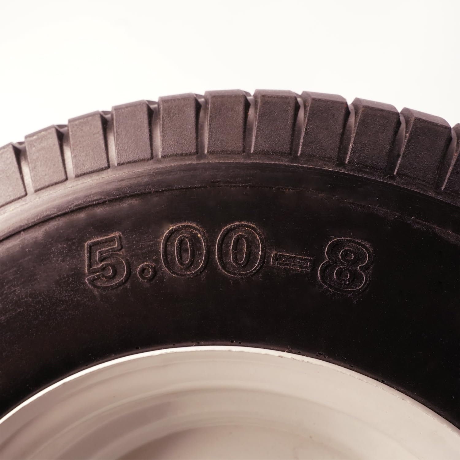 Neumático plano de 16 x 5.00-8 con rodamientos de 1 pulgada, banda de rodadura de césped central de 3 pulgadas, neumático y rueda para cortacésped, tractor de jardín, carretilla, neumático sólido de