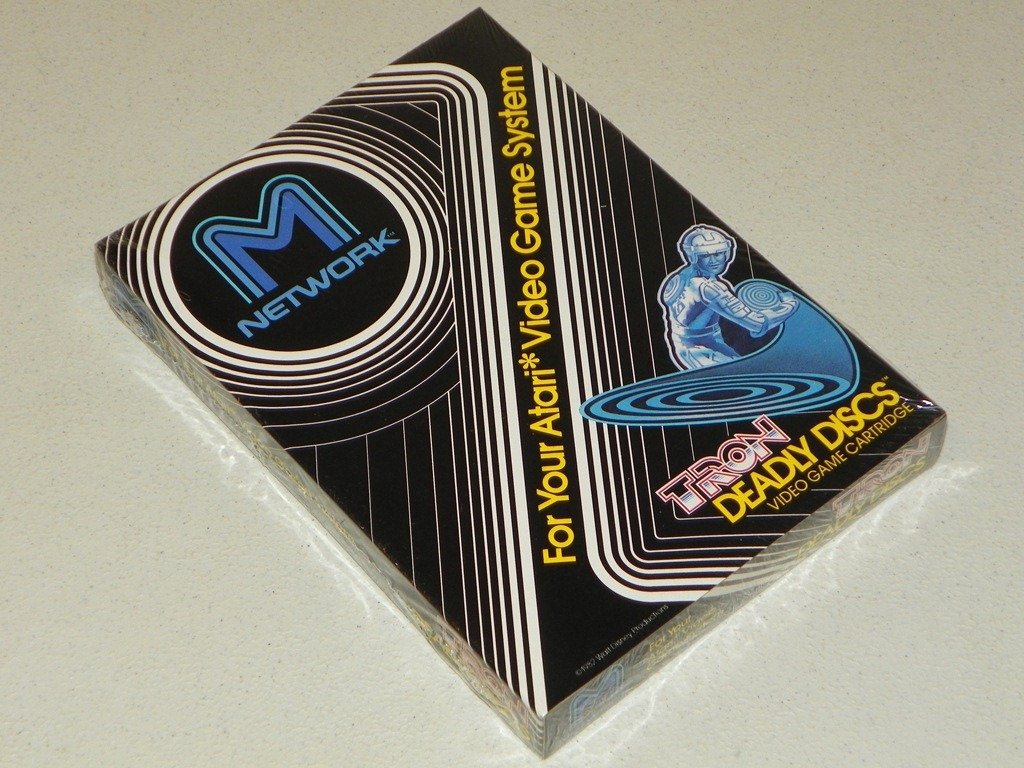 Amazon.com: Tron: Deadly Discs (Atari 2600) Amazon.com: Tron: Deadly Discs (Atari 2600)