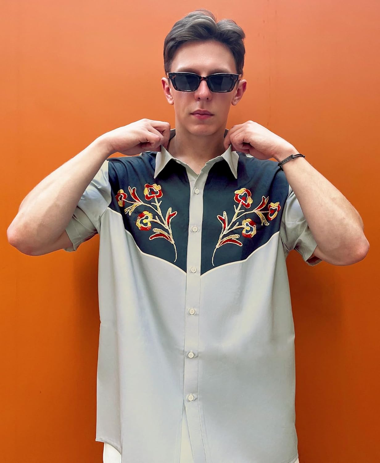 Men’s Hawaiian Shirt Short Sleeve Western Style Symmetrical Pattern Button Up Casual Holiday Beach Summer Shirt - Image 6