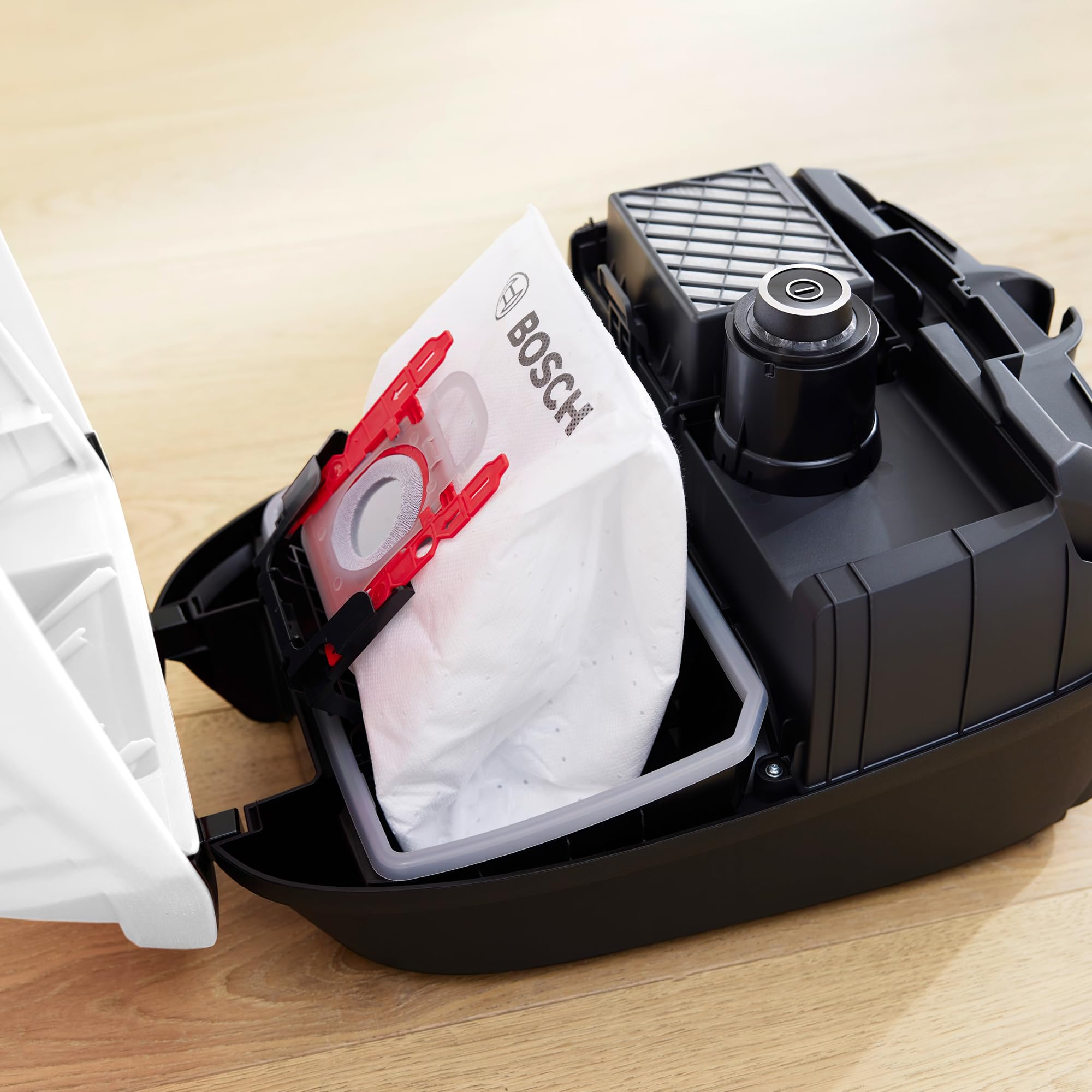 Bosch - Aspirador con Bolsa, Serie 6, ProSilence, Silencioso, Filtro HEPA, Cabezal LED, Blanco, BGB6SIL0L