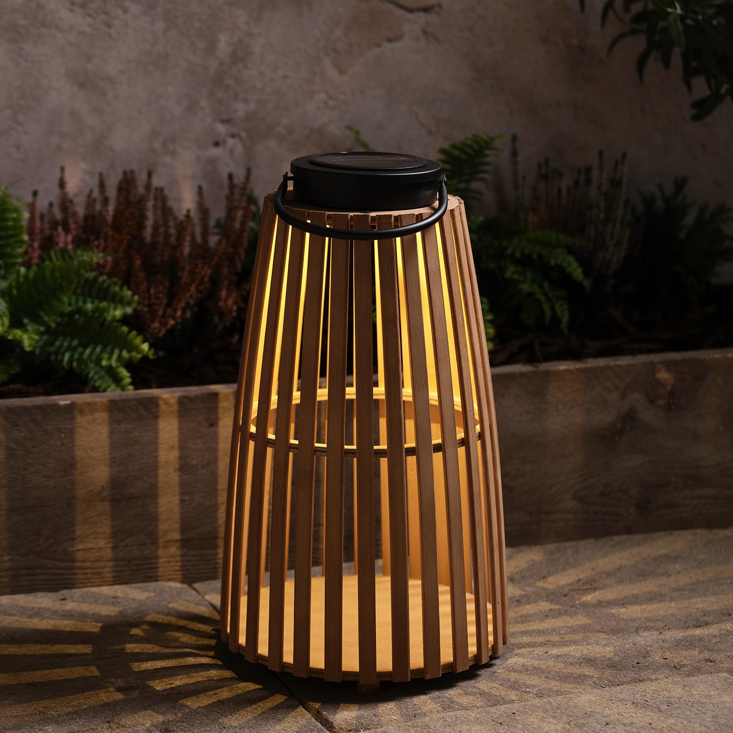 Lights4fun Lanterna solare grande in legno Sol