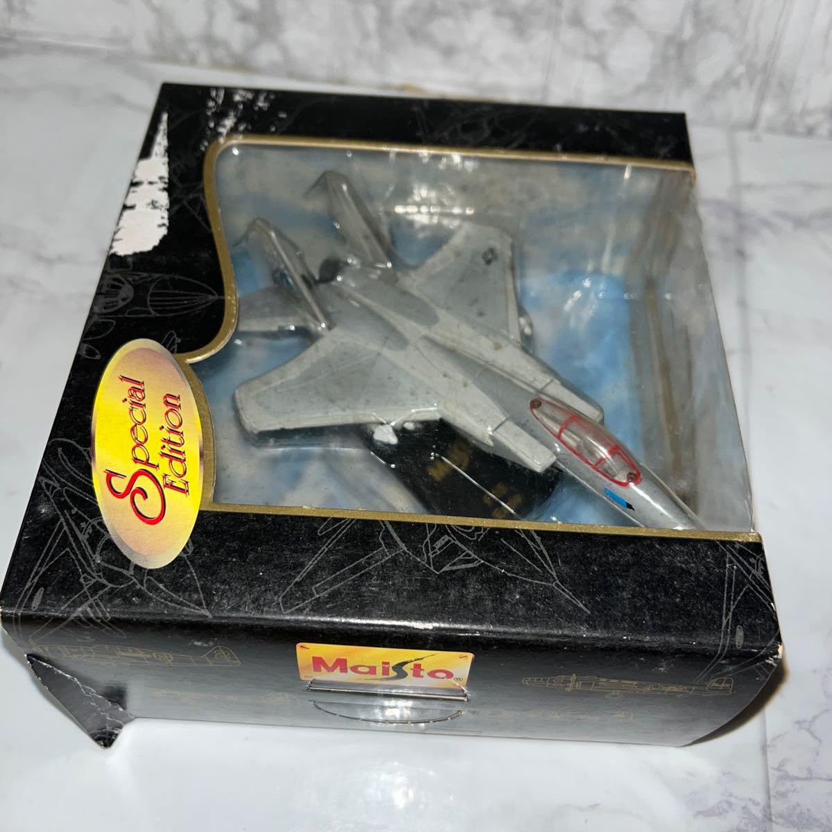 Amazon | Maisto Air Force F-15 イーグル ダイキャスト軍用戦闘機