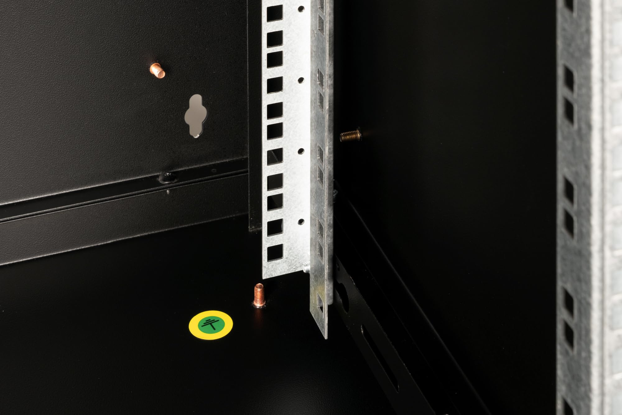 DIGITUS Armadio di rete 16U 19" Rack 600x600 mm Montaggio a parete Porta vetro IP20 Nero
