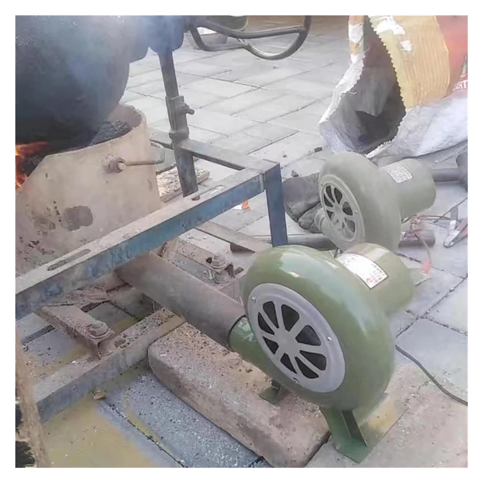 Elektryczny wentylator do grilla odpowiedni do grilla Mini dmuchawa Blacksmith Forges z adapterem prędkości Silny wiatr zapewniający cyrkulację powietrza(80W)